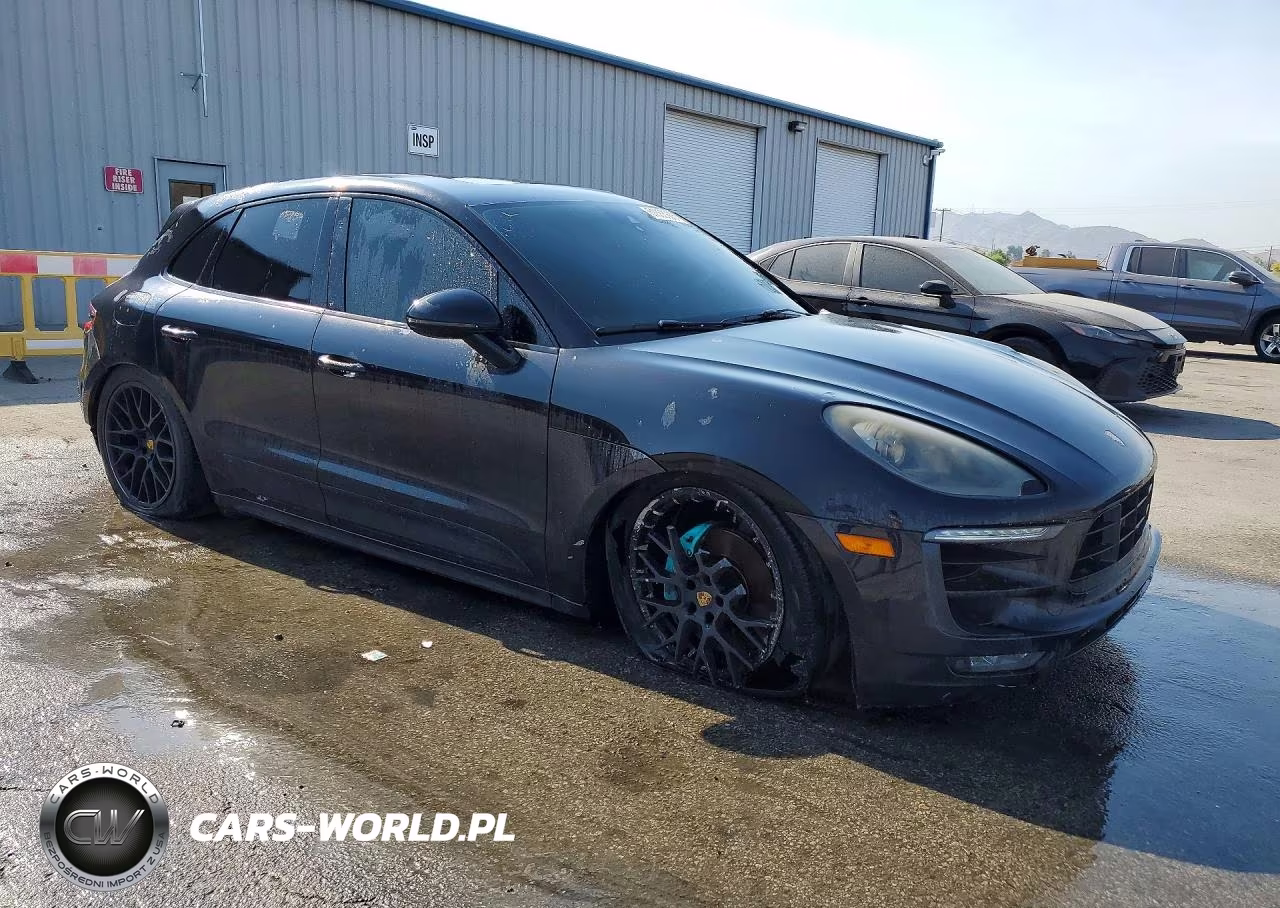 2017 Porsche Macan Gts VIN:WP1AG2A5XHLB50132 - 4