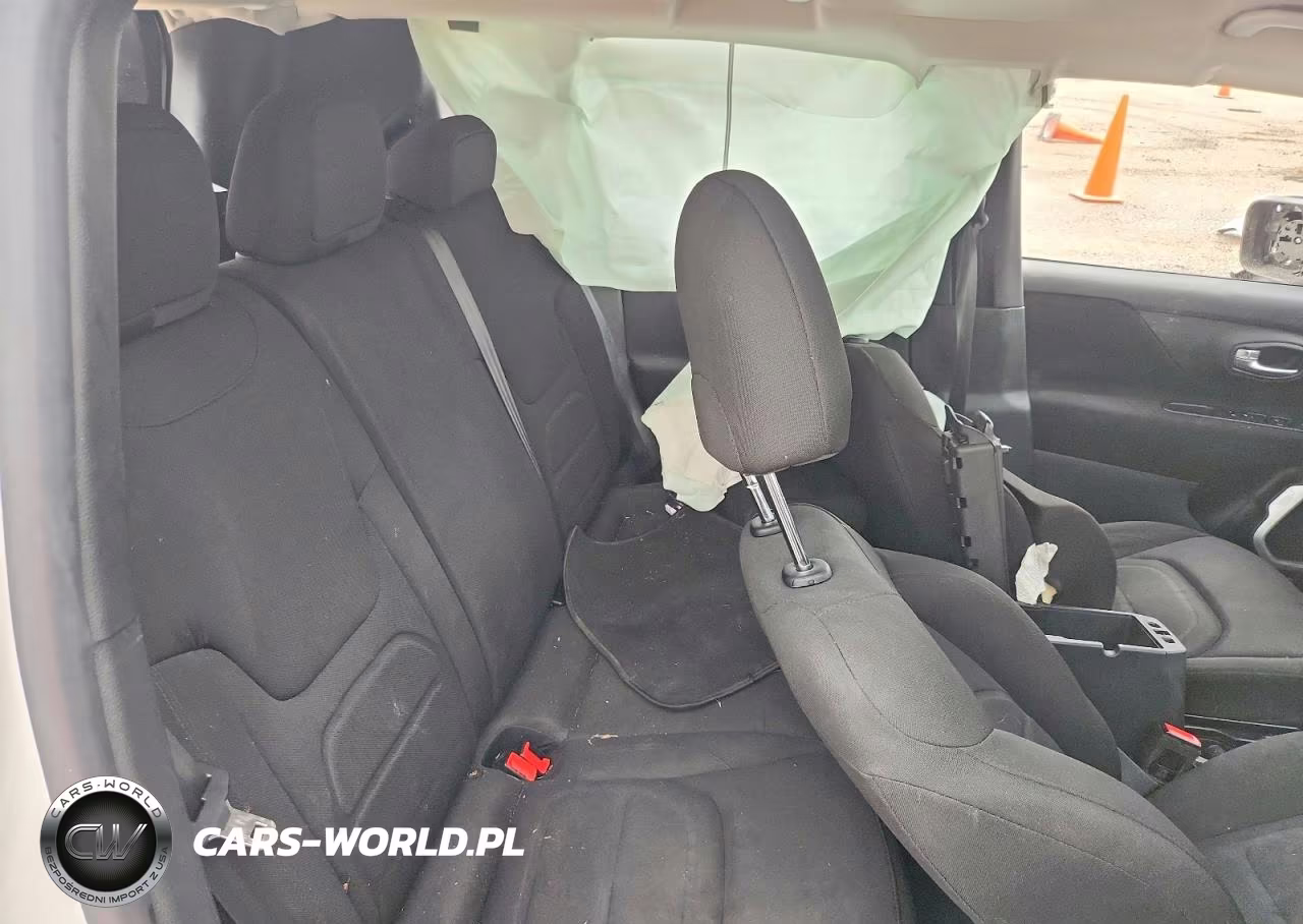 2019 Jeep Renegade Latitude VIN:ZACNJABB8KPK85757 - 10