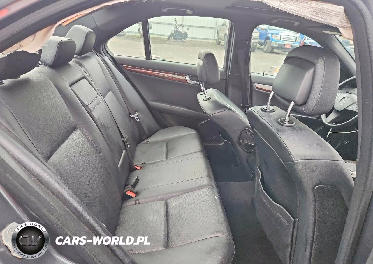 2011 Mercedes-Benz C 300 4Matic VIN:WDDGF8BB4BF646464 - 10