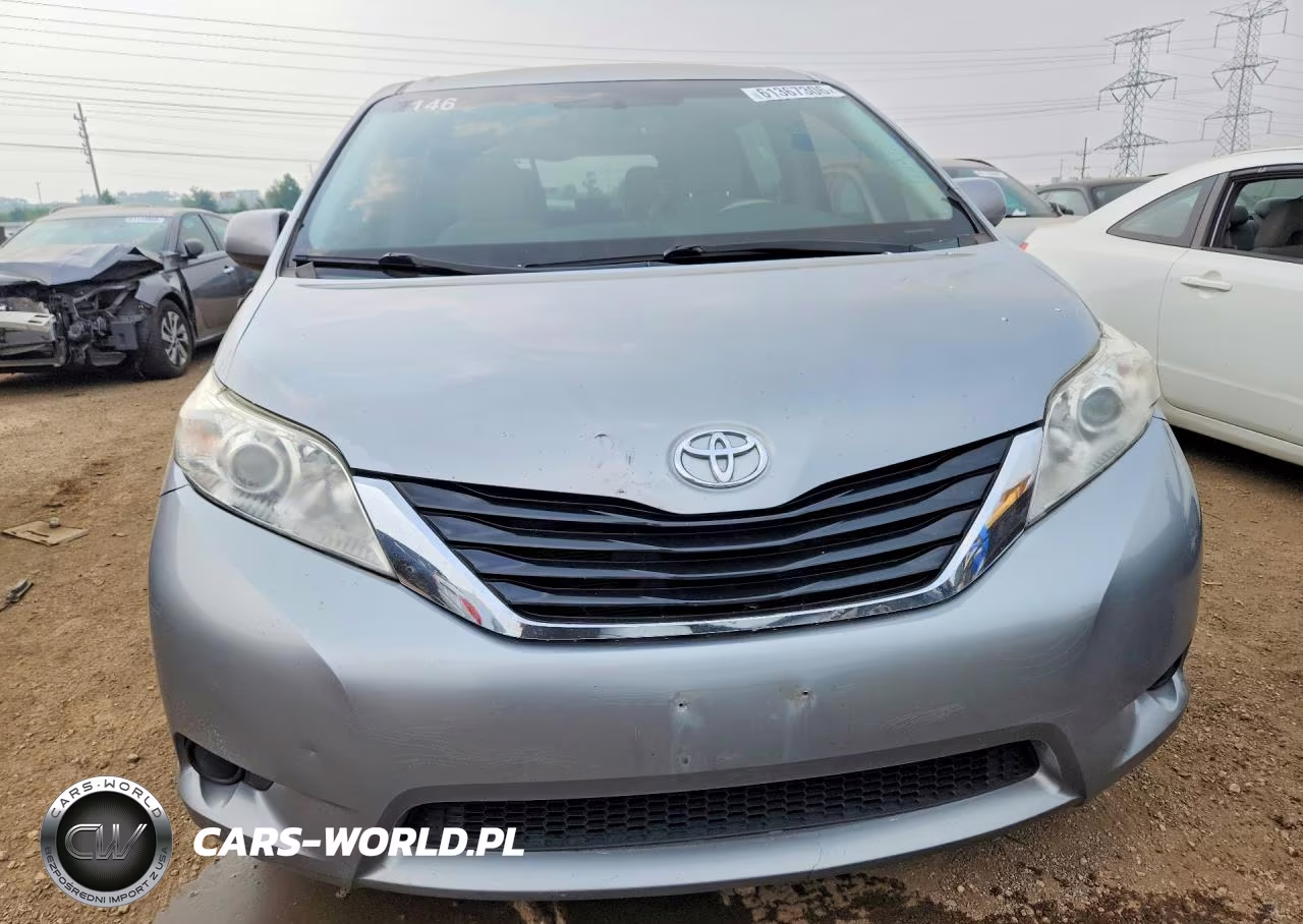 2014 Toyota Sienna Le VIN:5TDKK3DCXES425089 - 5