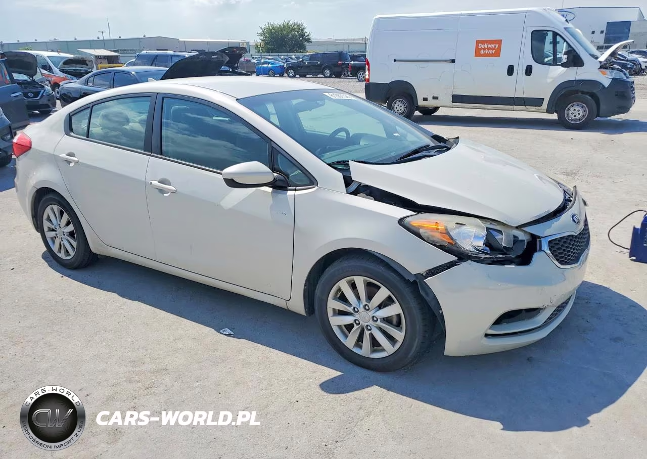 2015 Kia Forte Lx VIN:KNAFK4A61F5275738 - 4