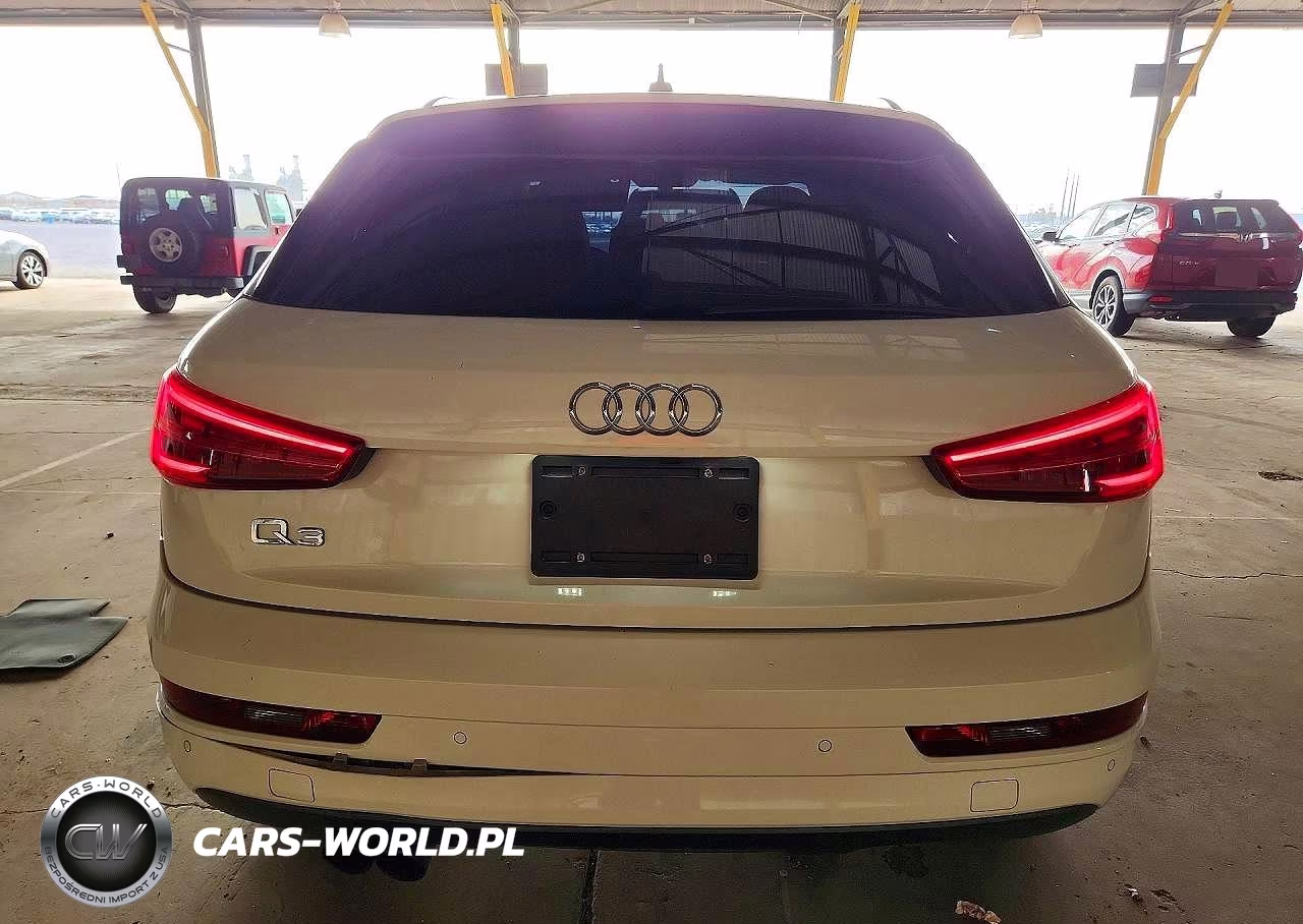 2016 Audi Q3 Premium Plus VIN:WA1BFCFS9GR022466 - 6