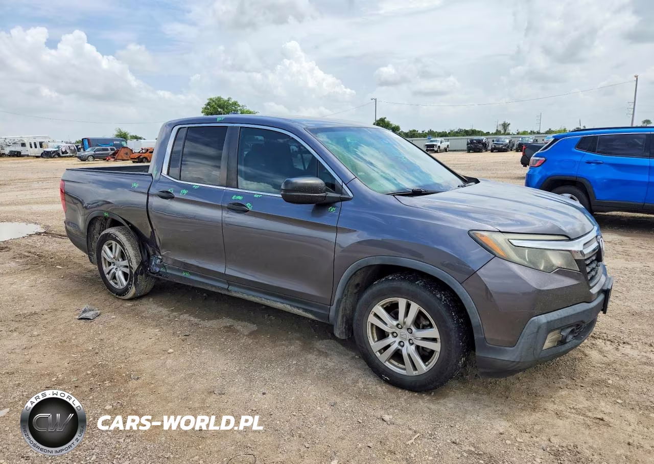 2019 Honda Ridgeline Rt VIN:5FPYK2F21KB005656 - 4