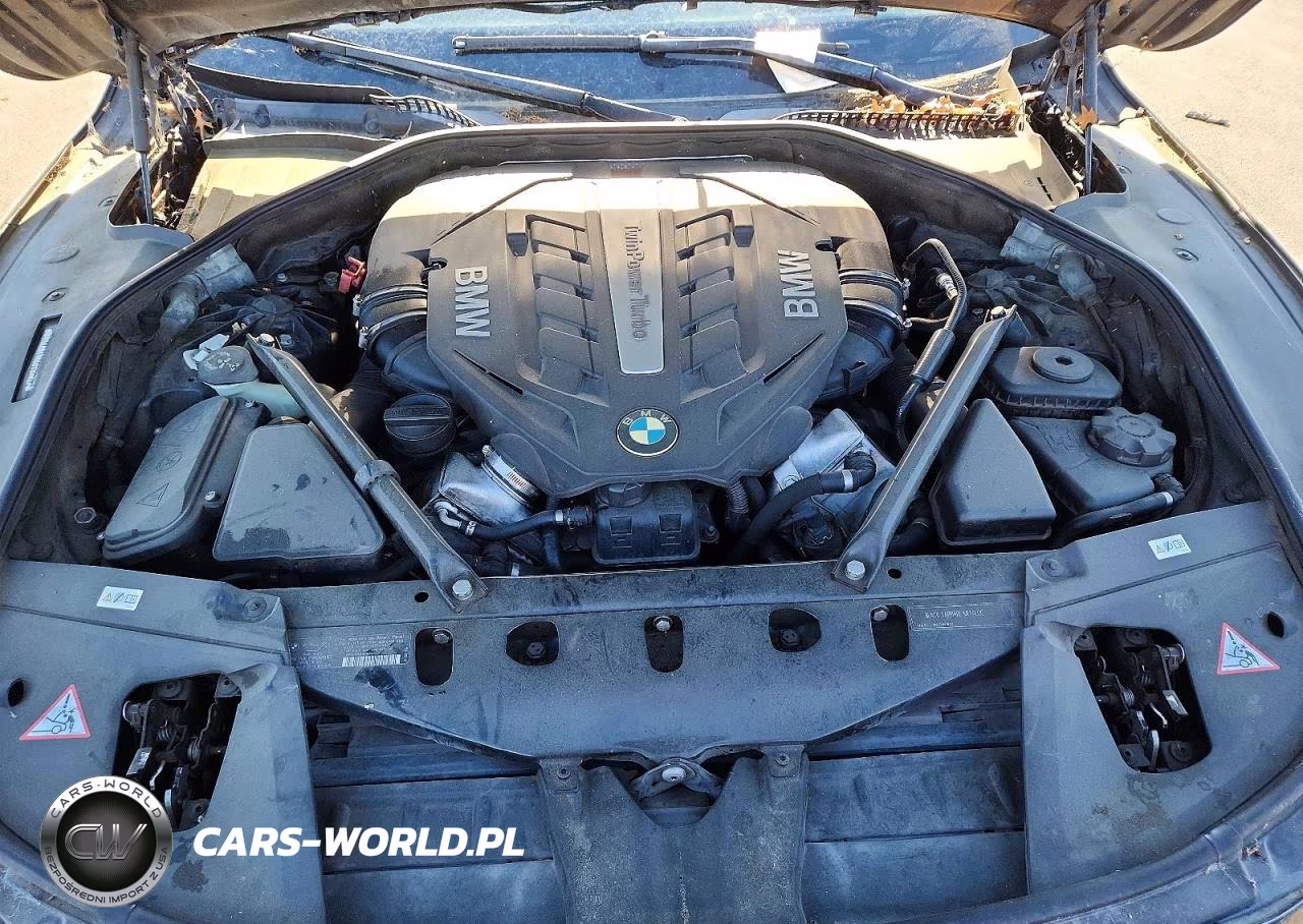 2012 BMW 750 I VIN:WBAKA8C50CCY37827 - 11
