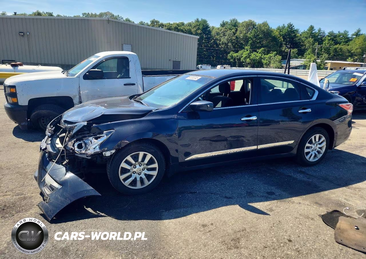 2015 Nissan Altima 2.5 S – zdjęcie 1 z 12