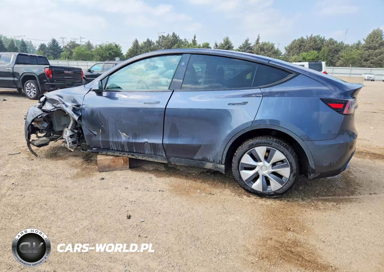 2023 Tesla Model Y VIN:7SAYGDEE1PA197492 - 2