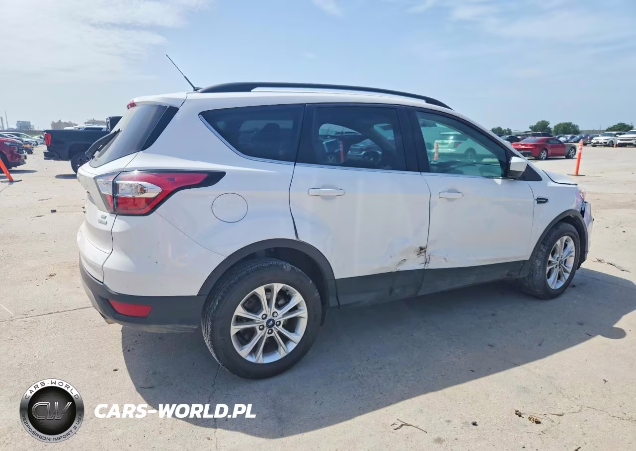2017 Ford Escape Se VIN:1FMCU0GD2HUE85395 - 3