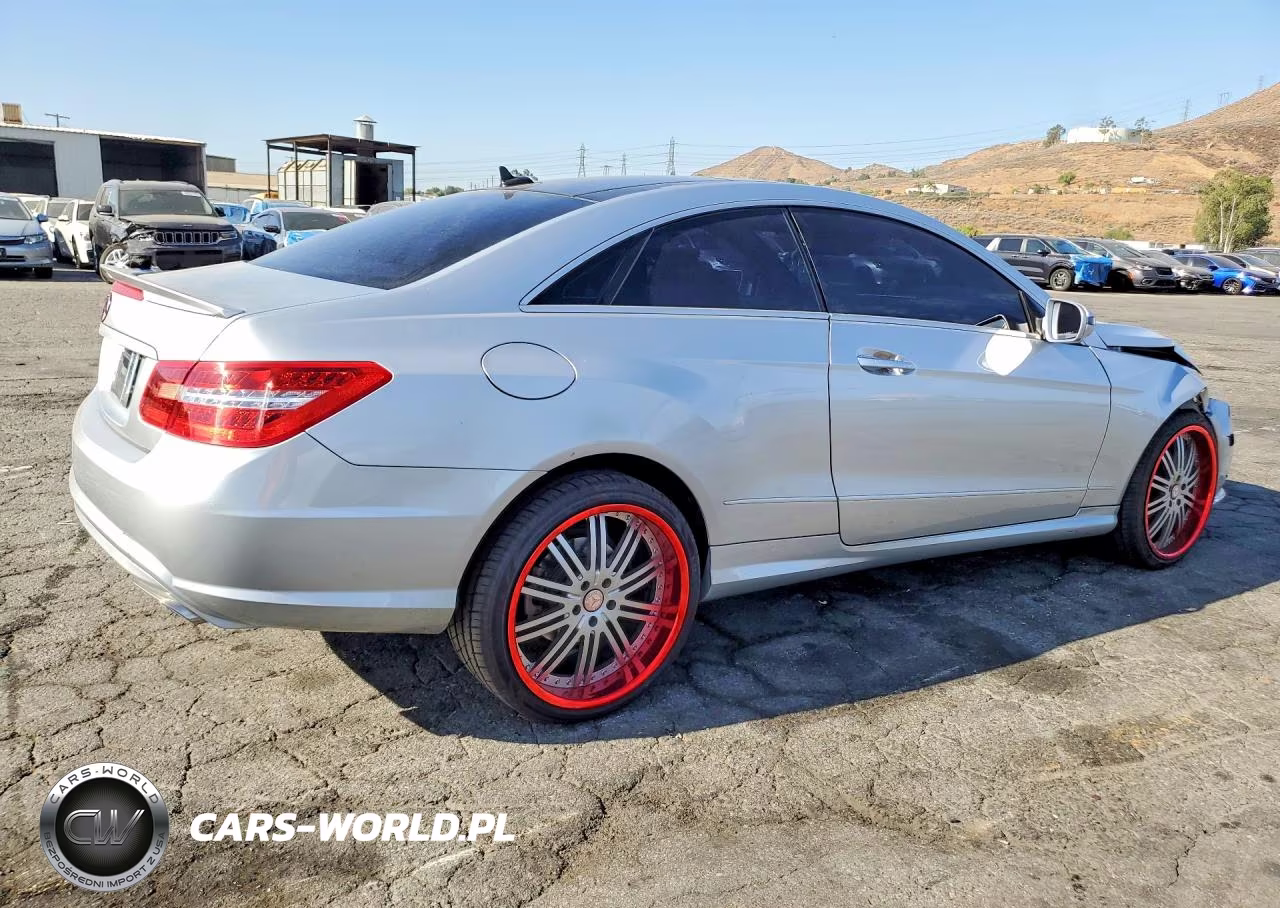 2010 Mercedes-Benz E 550 VIN:WDDKJ7CB5AF014783 - 3