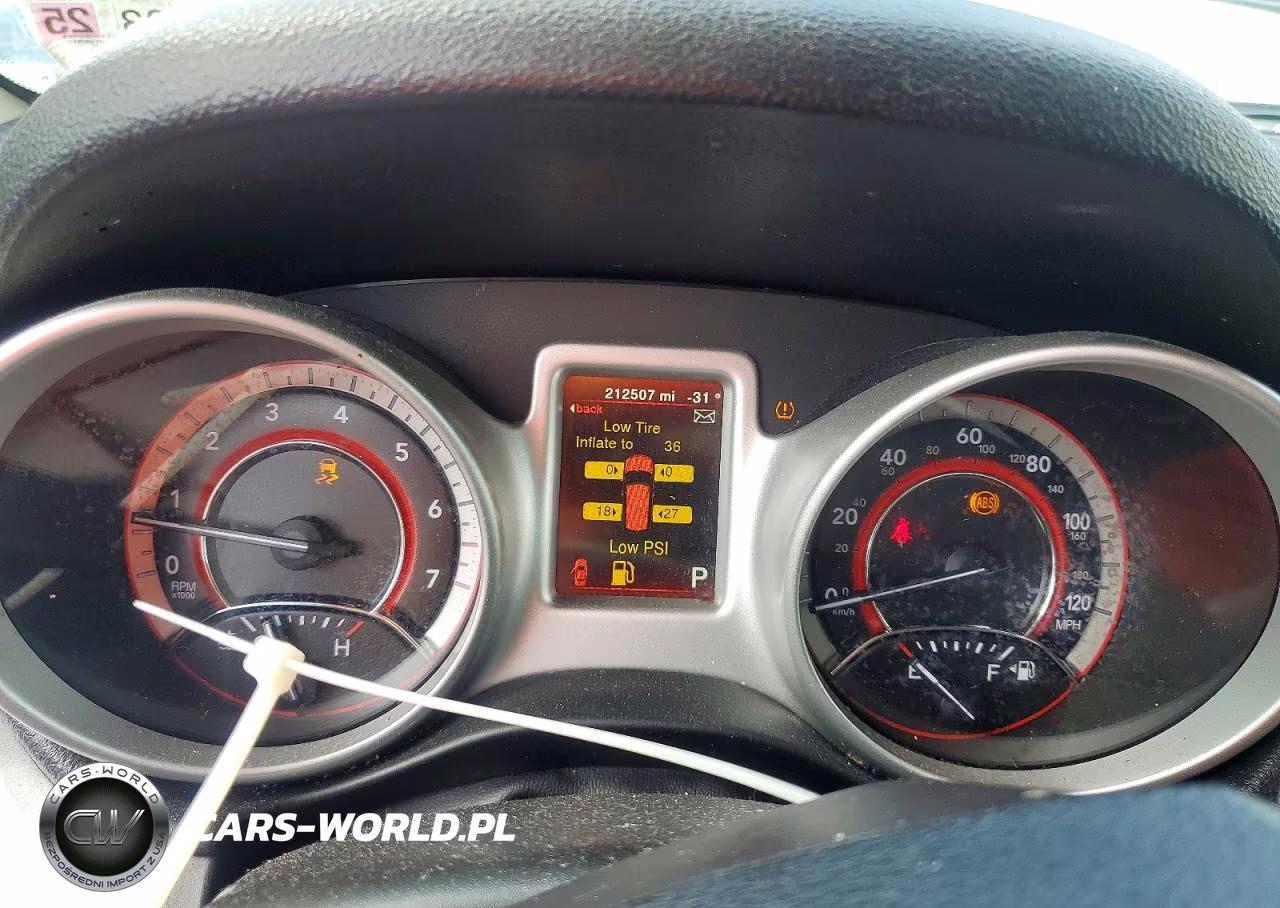 2018 Dodge Journey Se VIN:3C4PDCAB1JT319383 - 9