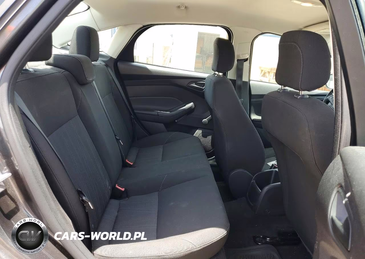 2015 Ford Focus S VIN:1FADP3E22FL247445 - 10