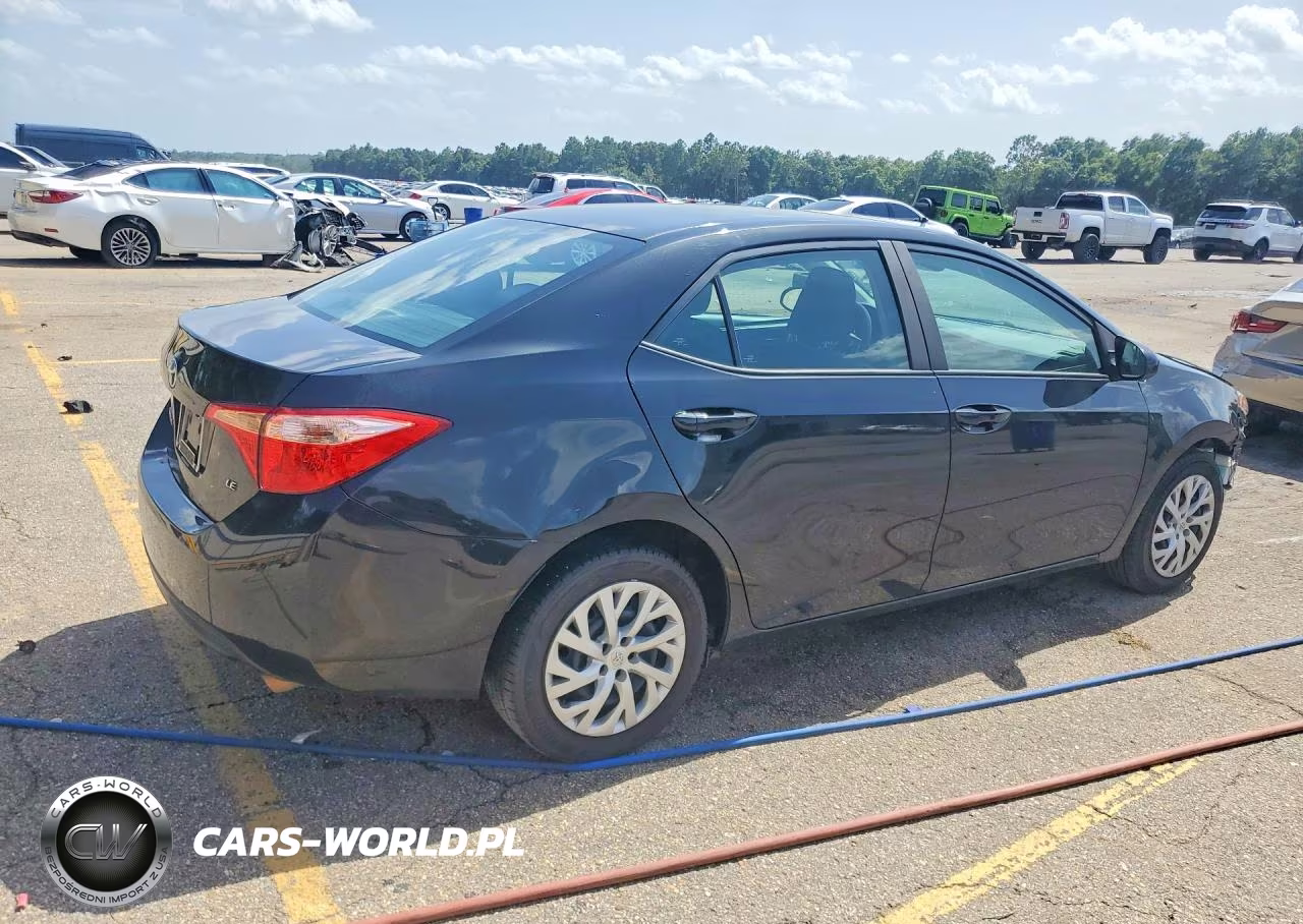 2019 Toyota Corolla Le VIN:5YFBURHE9KP895448 - 3