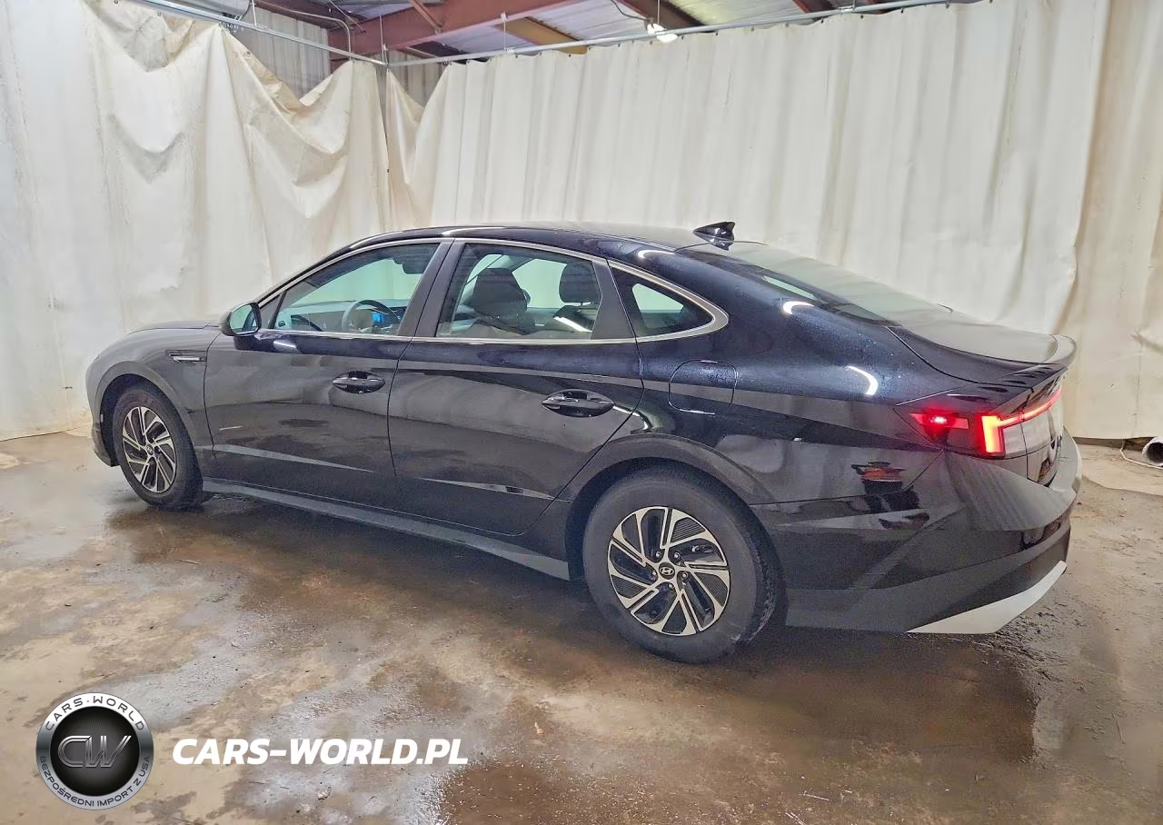 2026 Hyundai Sonata Hybrid Blue VIN:KMHL24JJ8TA172714 - 2
