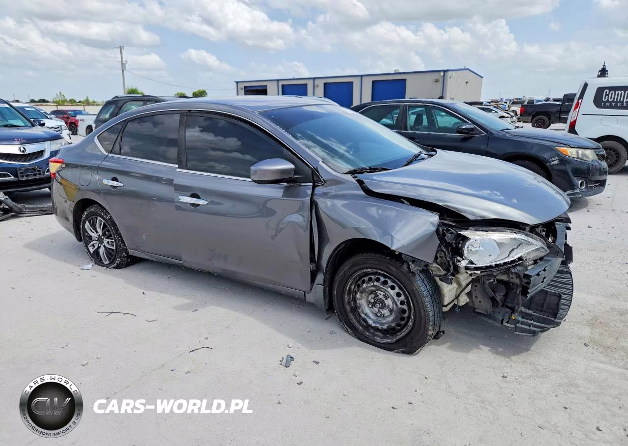 2015 Nissan Sentra S VIN:3N1AB7AP5FY215863 - 4