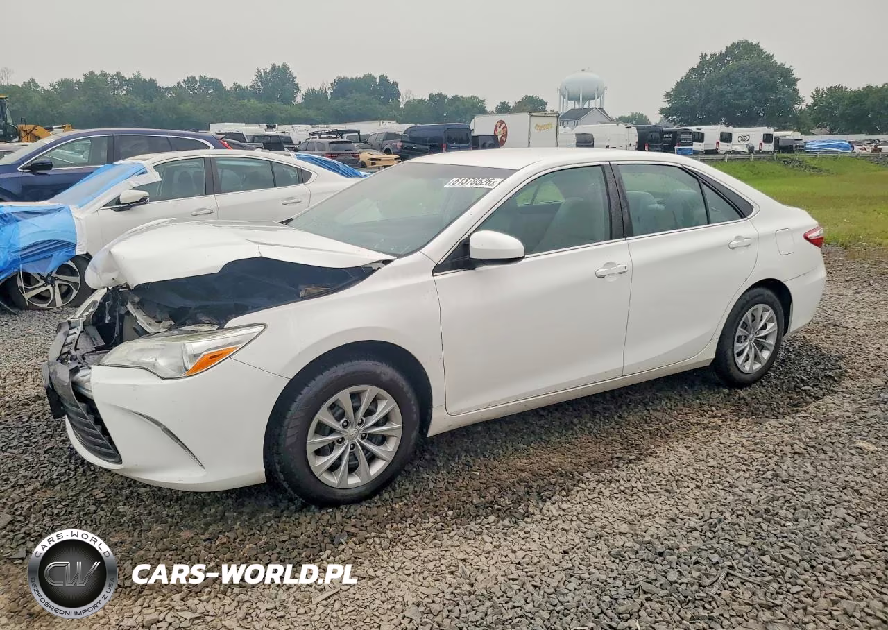 2016 Toyota Camry Le