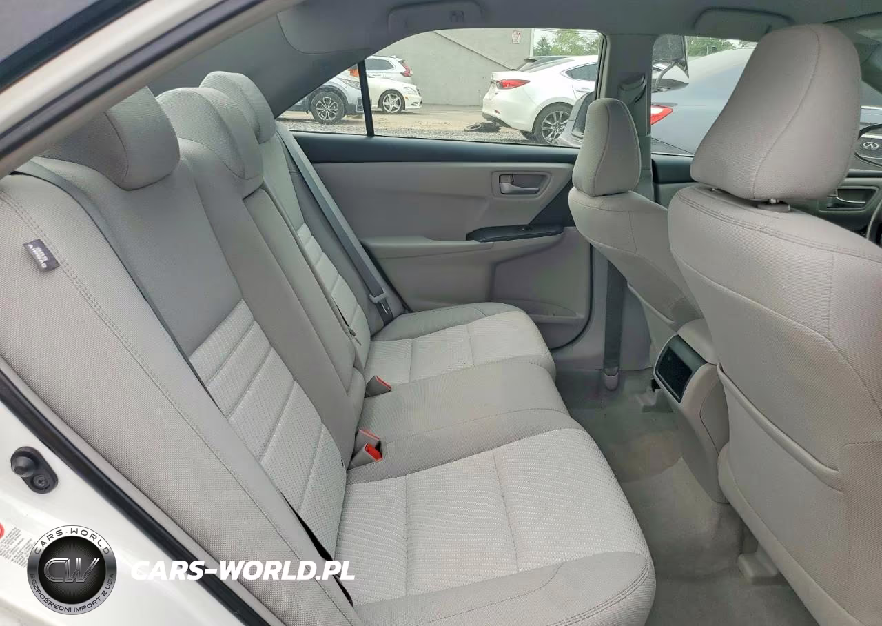 2016 Toyota Camry Le VIN:4T1BF1FKXGU511428 - 10