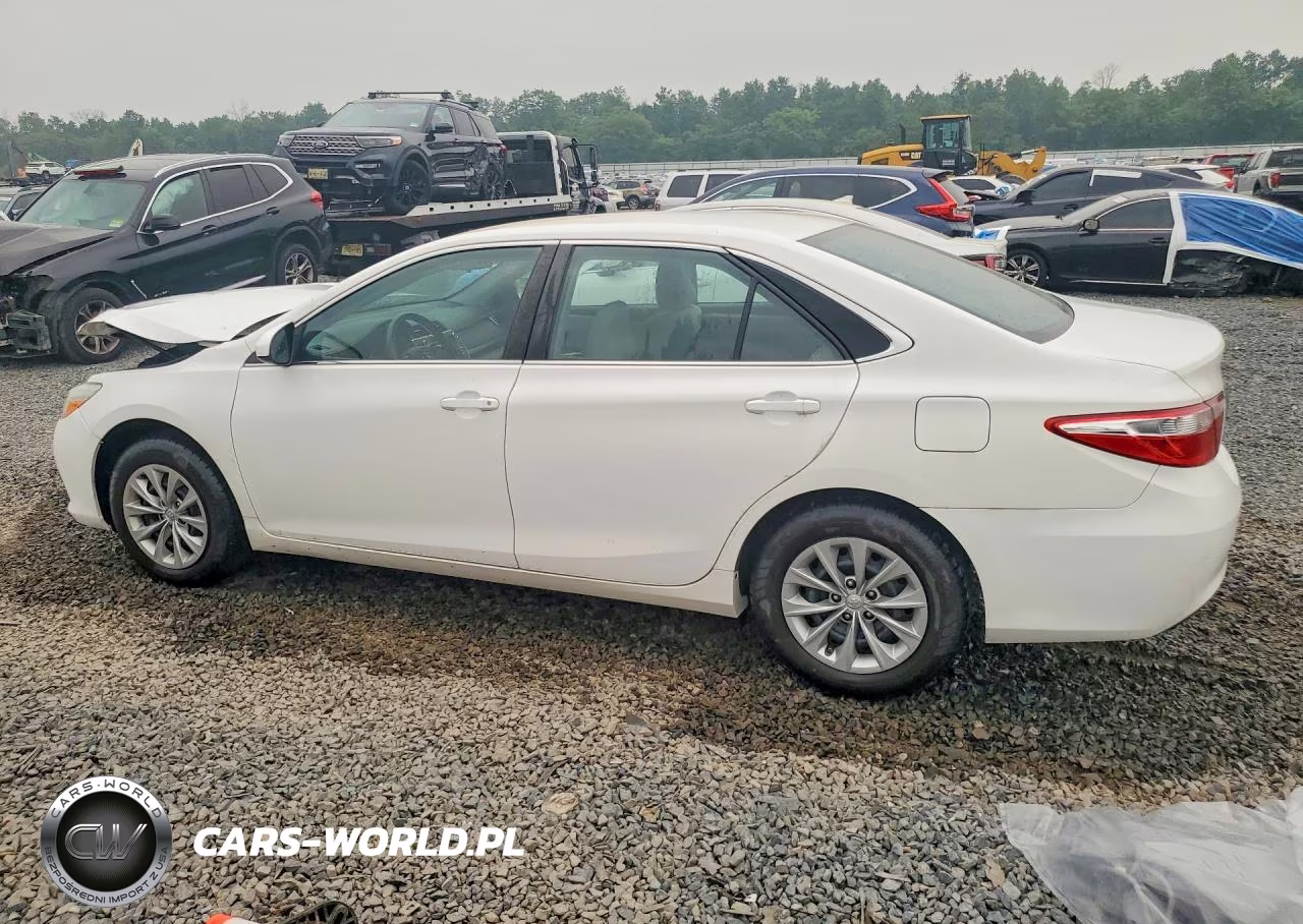 2016 Toyota Camry Le VIN:4T1BF1FKXGU511428 - 2