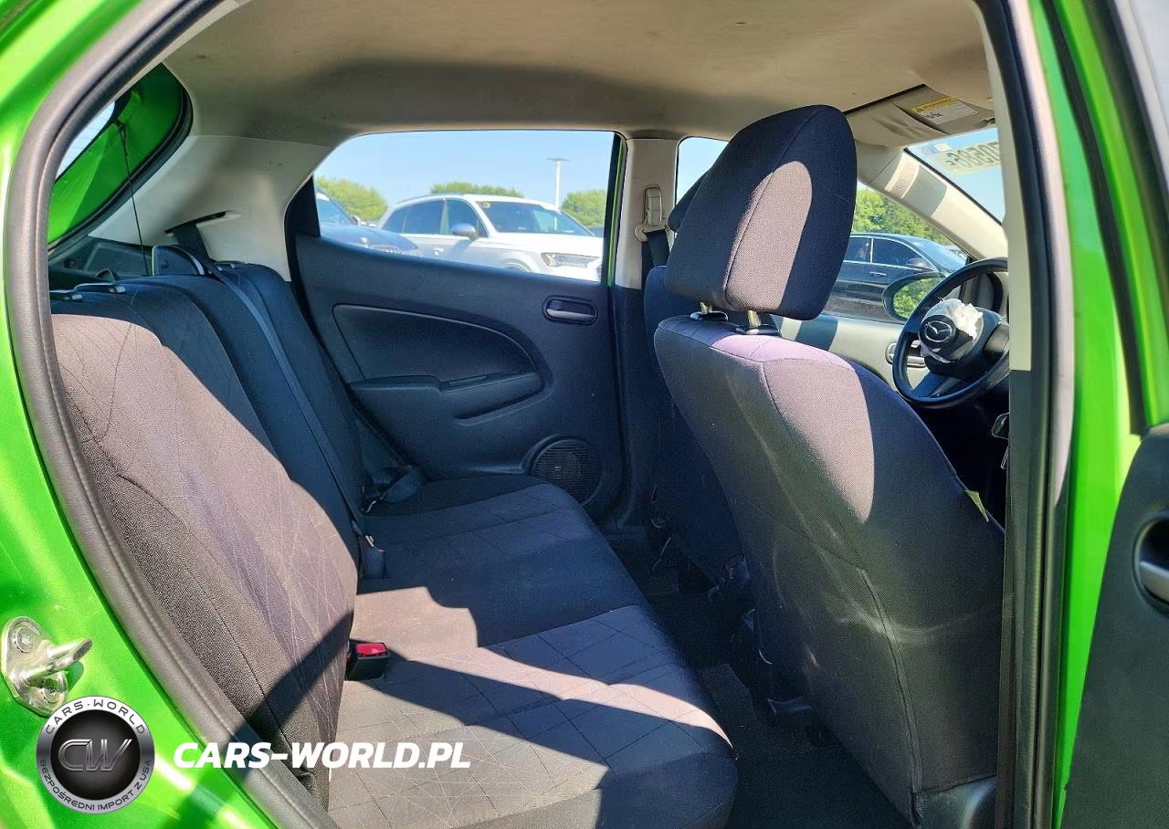 2011 Mazda Mazda2 VIN:JM1DE1HZ6B0127334 - 10