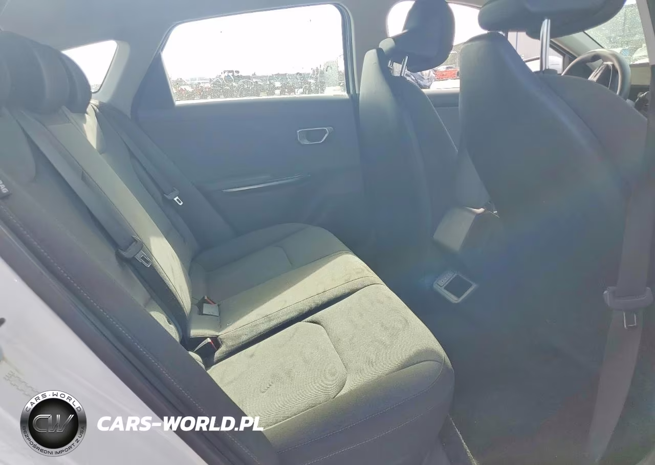 2025 Kia K4 Lx VIN:3KPFT4DEXSE180824 - 10