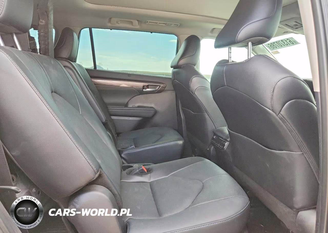 2024 Toyota Highlander Hybrid Platinum VIN:5TDEBRCH1RS642825 - 10