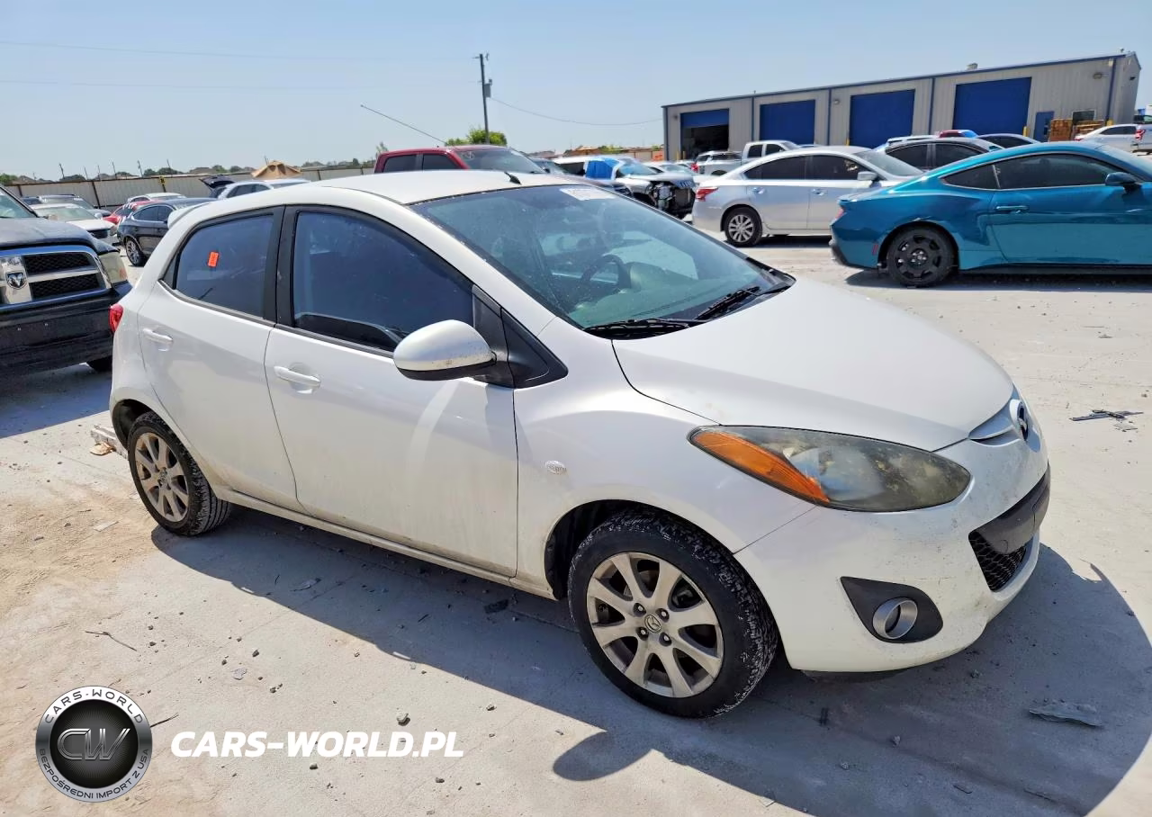2012 Mazda Mazda2 VIN:JM1DE1LY7C0133336 - 4