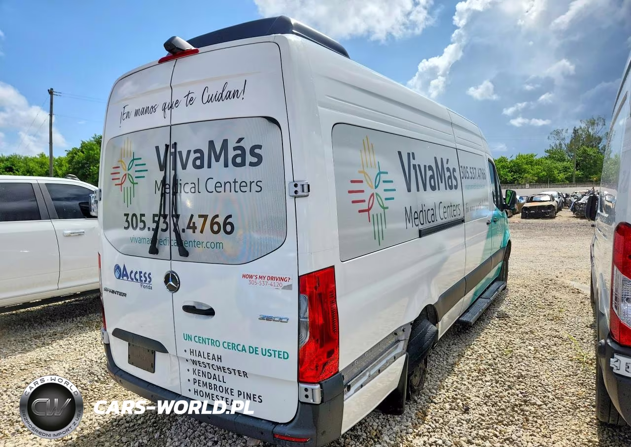 2024 Mercedes-Benz Sprinter 2500 VIN:W1Z4NGHY2RT188061 - 3