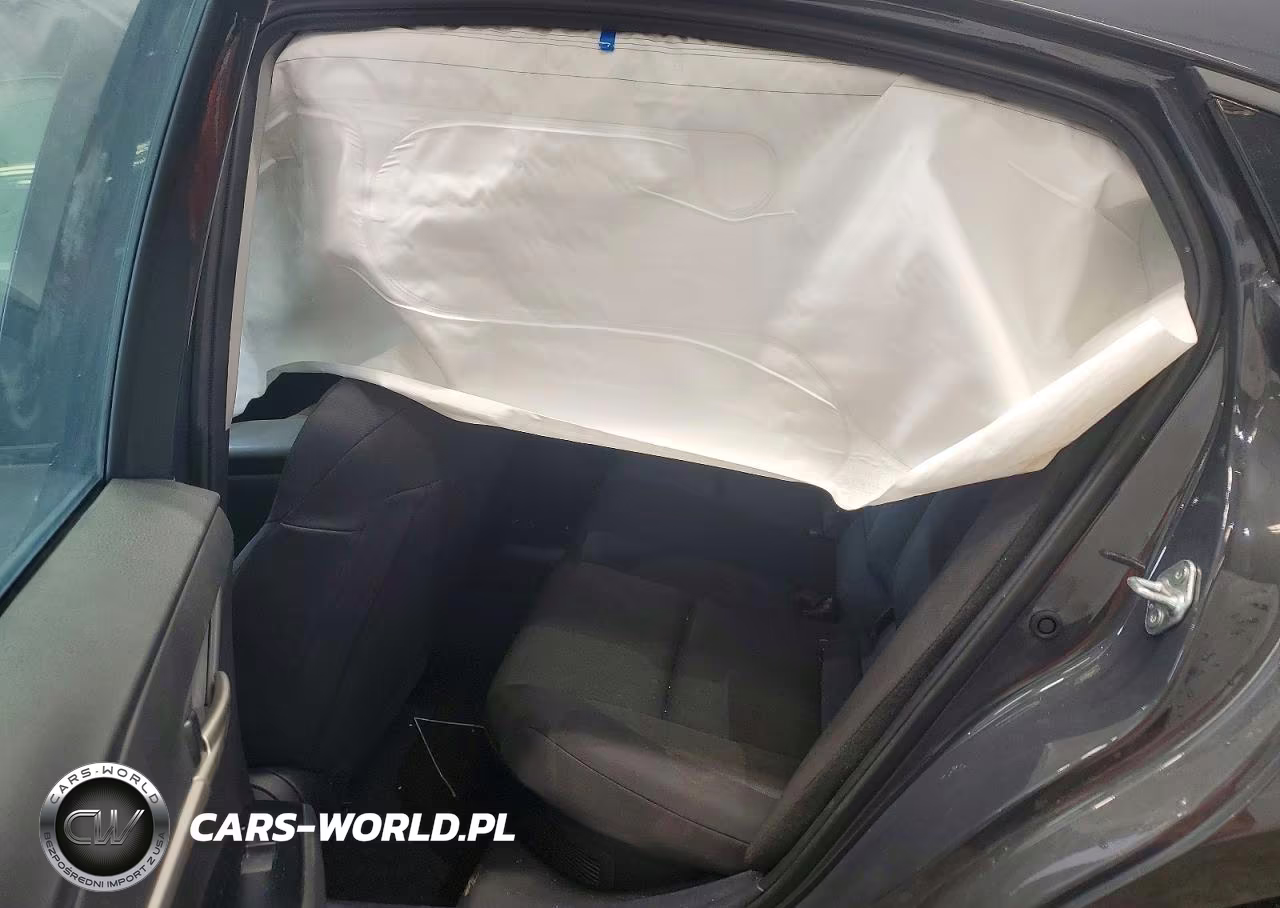 2025 Toyota Camry Le VIN:4T1DAACK2SU000929 - 10