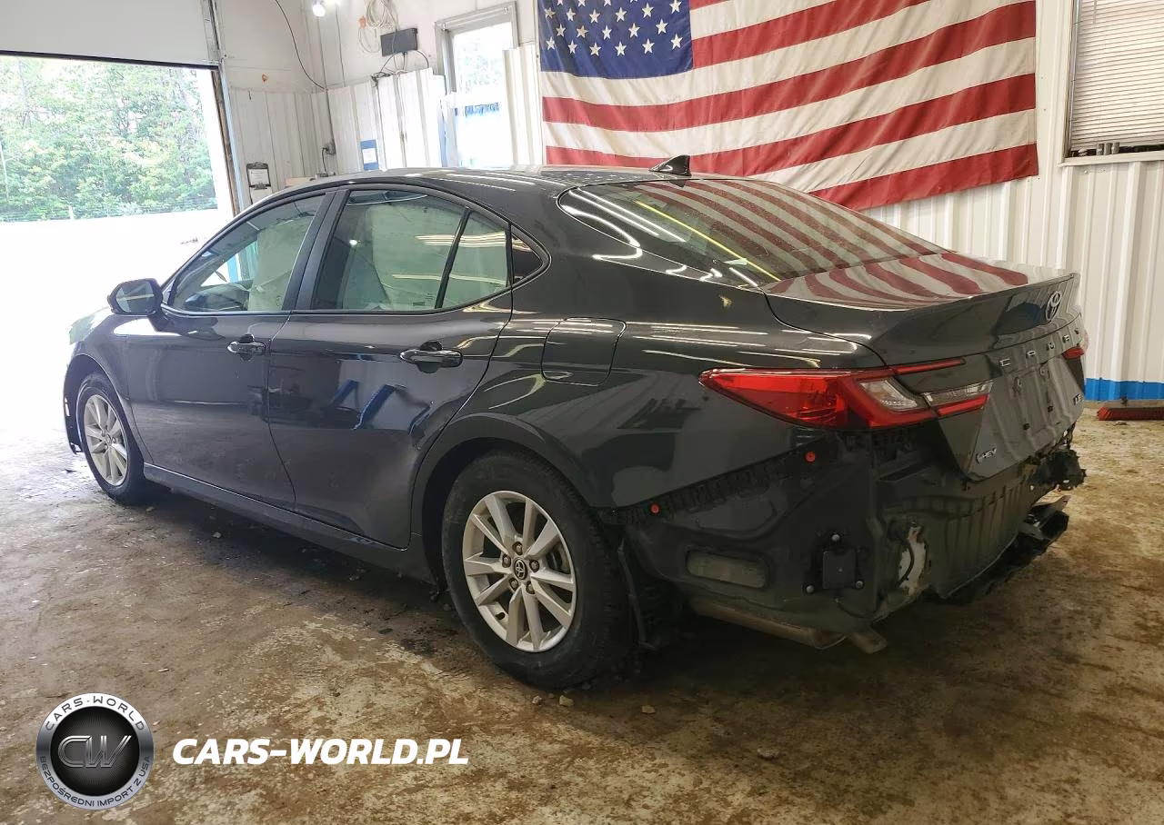 2025 Toyota Camry Le VIN:4T1DAACK2SU000929 - 2