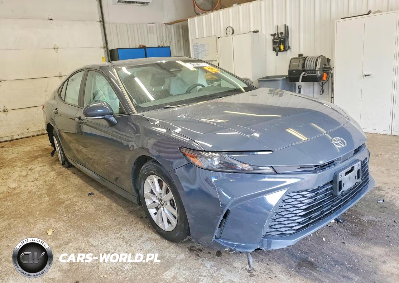 2025 Toyota Camry Le VIN:4T1DAACK2SU000929 - 4