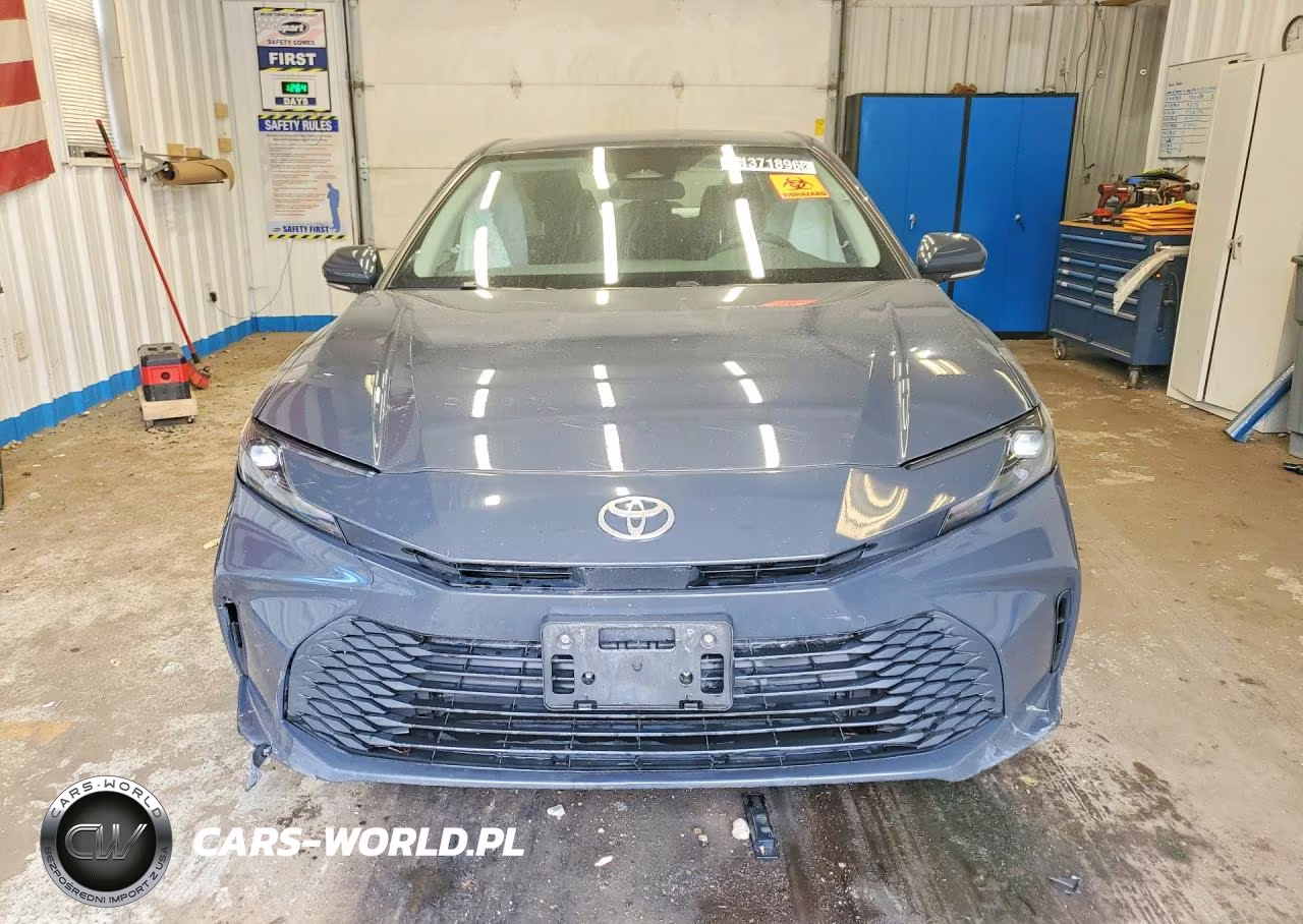 2025 Toyota Camry Le VIN:4T1DAACK2SU000929 - 5