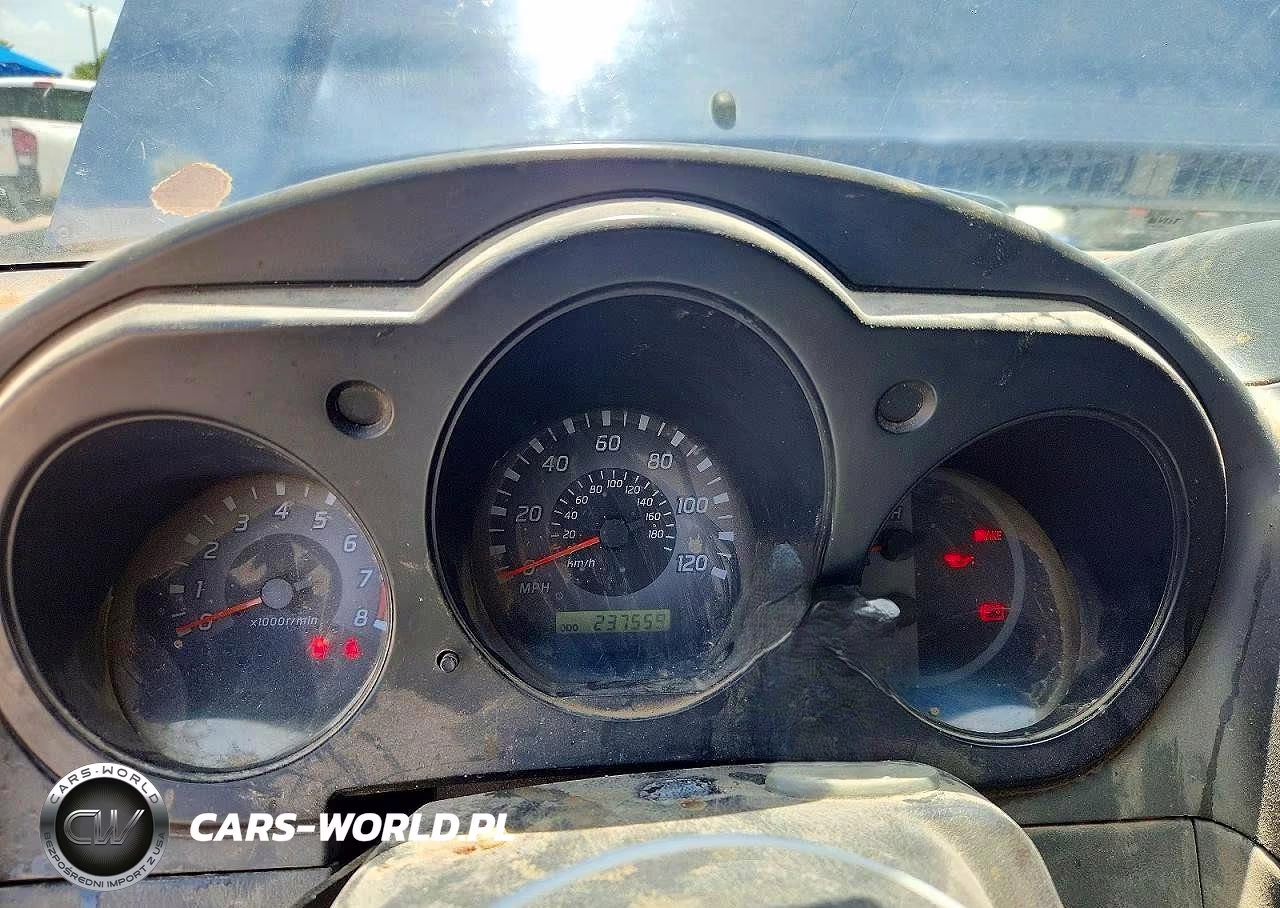 2003 Nissan Xterra Xe-Se VIN:5N1ED28TX3C698359 - 9