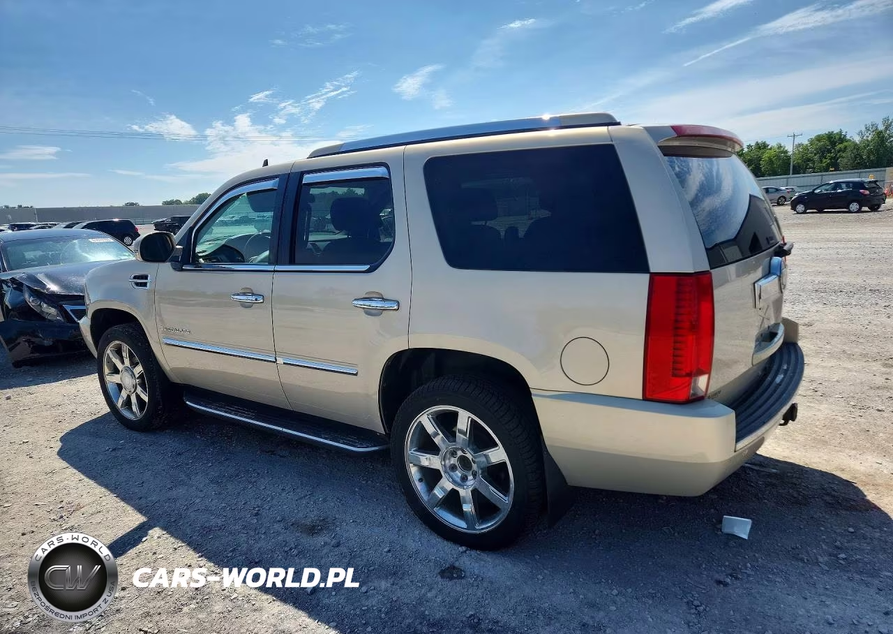 2008 Cadillac Escalade Luxury VIN:1GYFK63888R128299 - 2