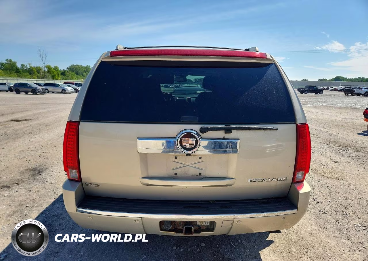 2008 Cadillac Escalade Luxury VIN:1GYFK63888R128299 - 6