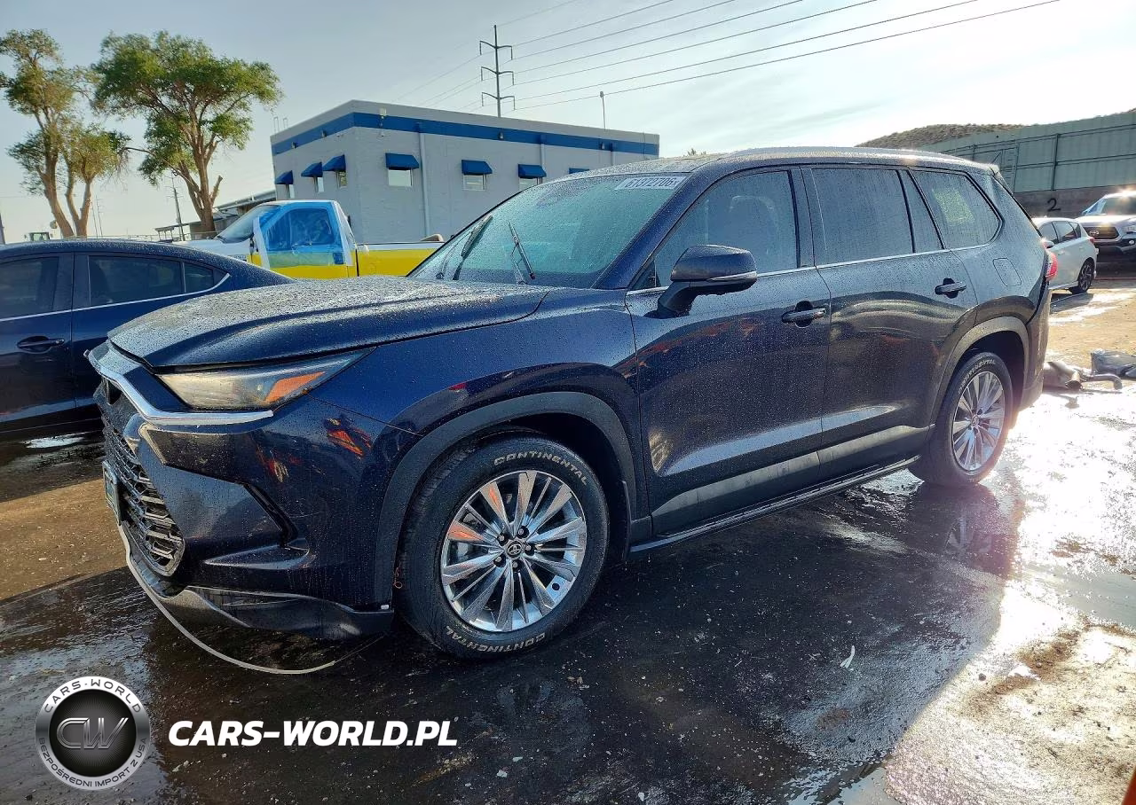 2026 Toyota Grand Highlander Platinum VIN:5TDAAAB53TS108677 - 1