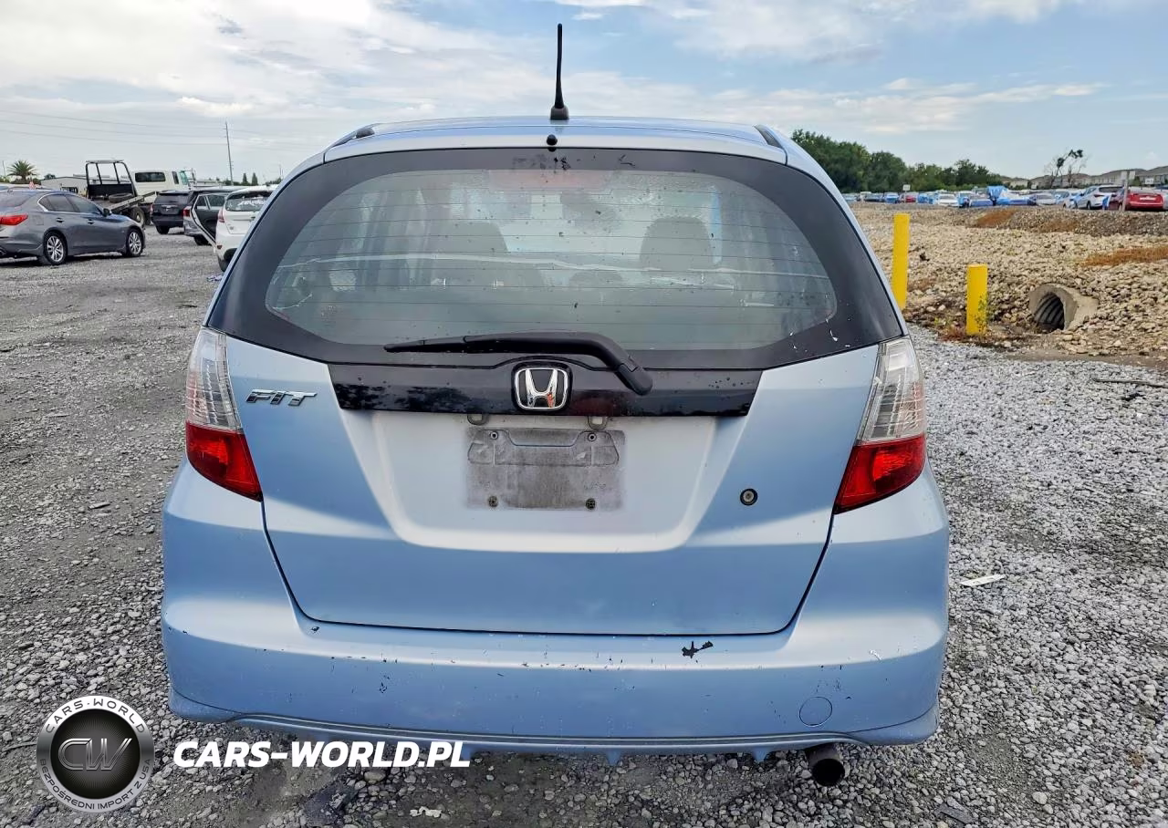 2010 Honda Fit VIN:JHMGE8H29AC027149 - 6