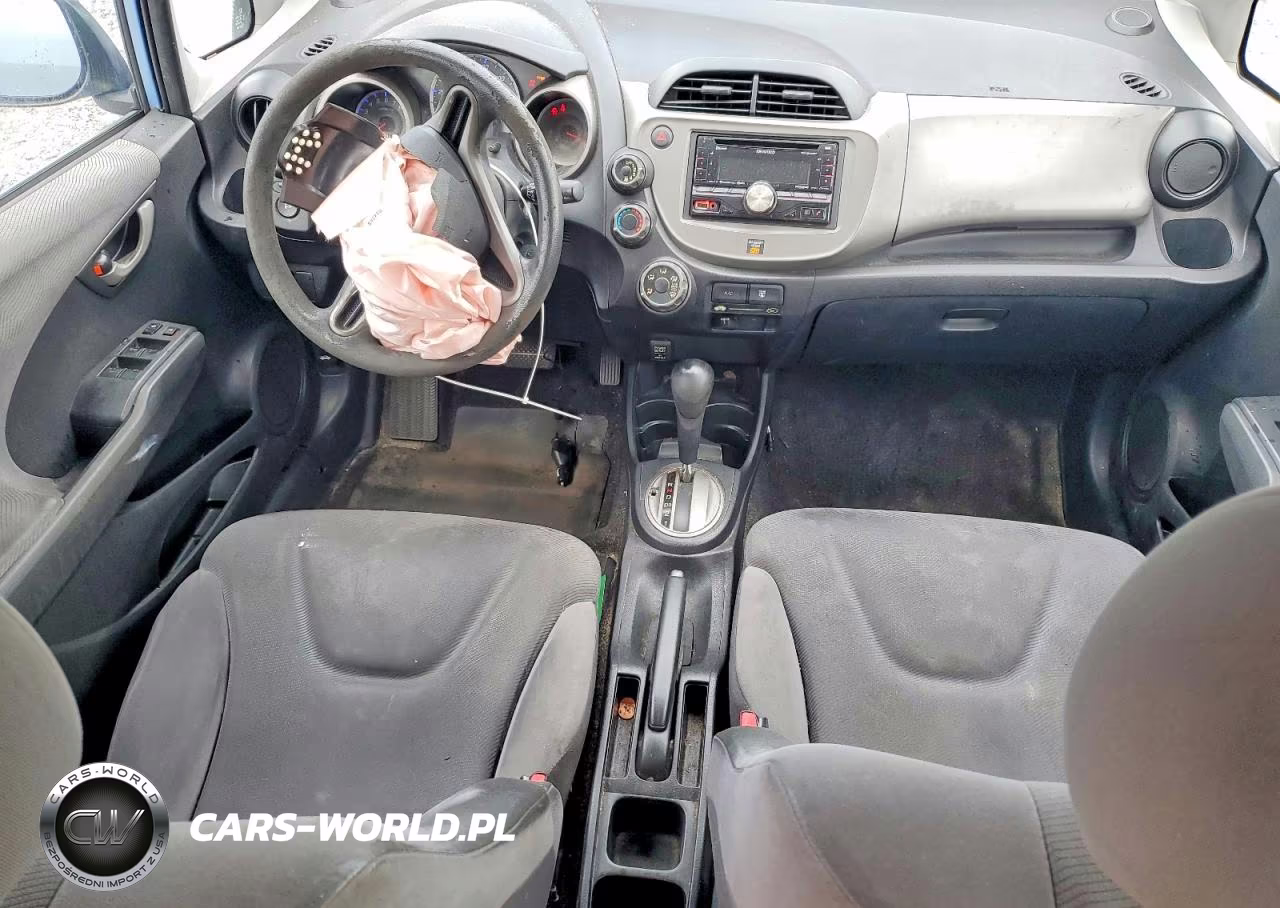 2010 Honda Fit VIN:JHMGE8H29AC027149 - 8