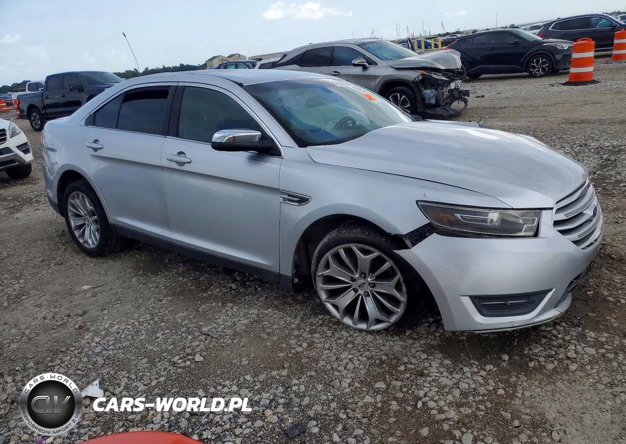 2016 Ford Taurus Limited VIN:1FAHP2J85GG112976 - 4