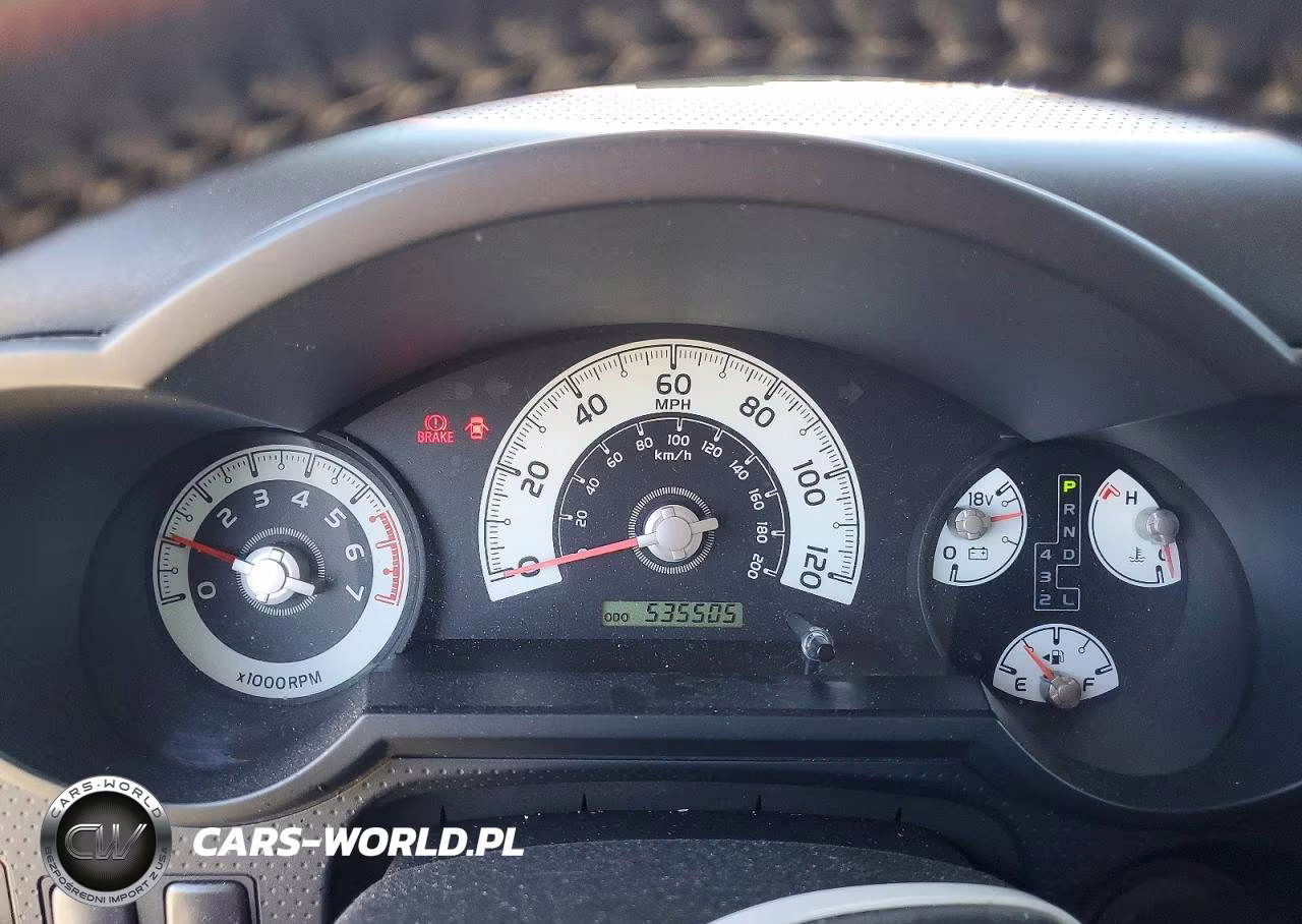 2007 Toyota Fj Cruiser Base VIN:JTEBU11F970055977 - 9