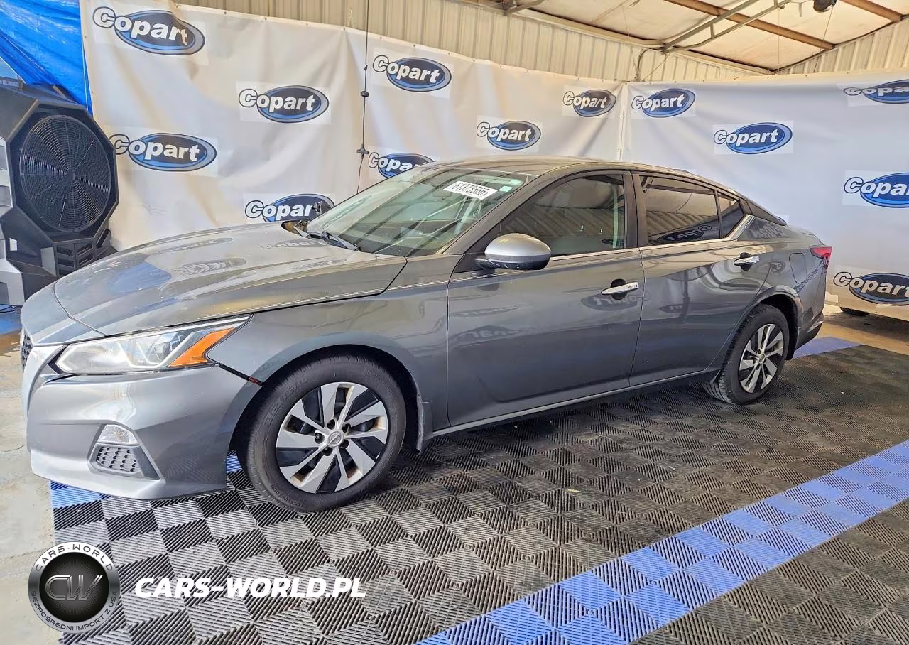 2019 Nissan Altima S