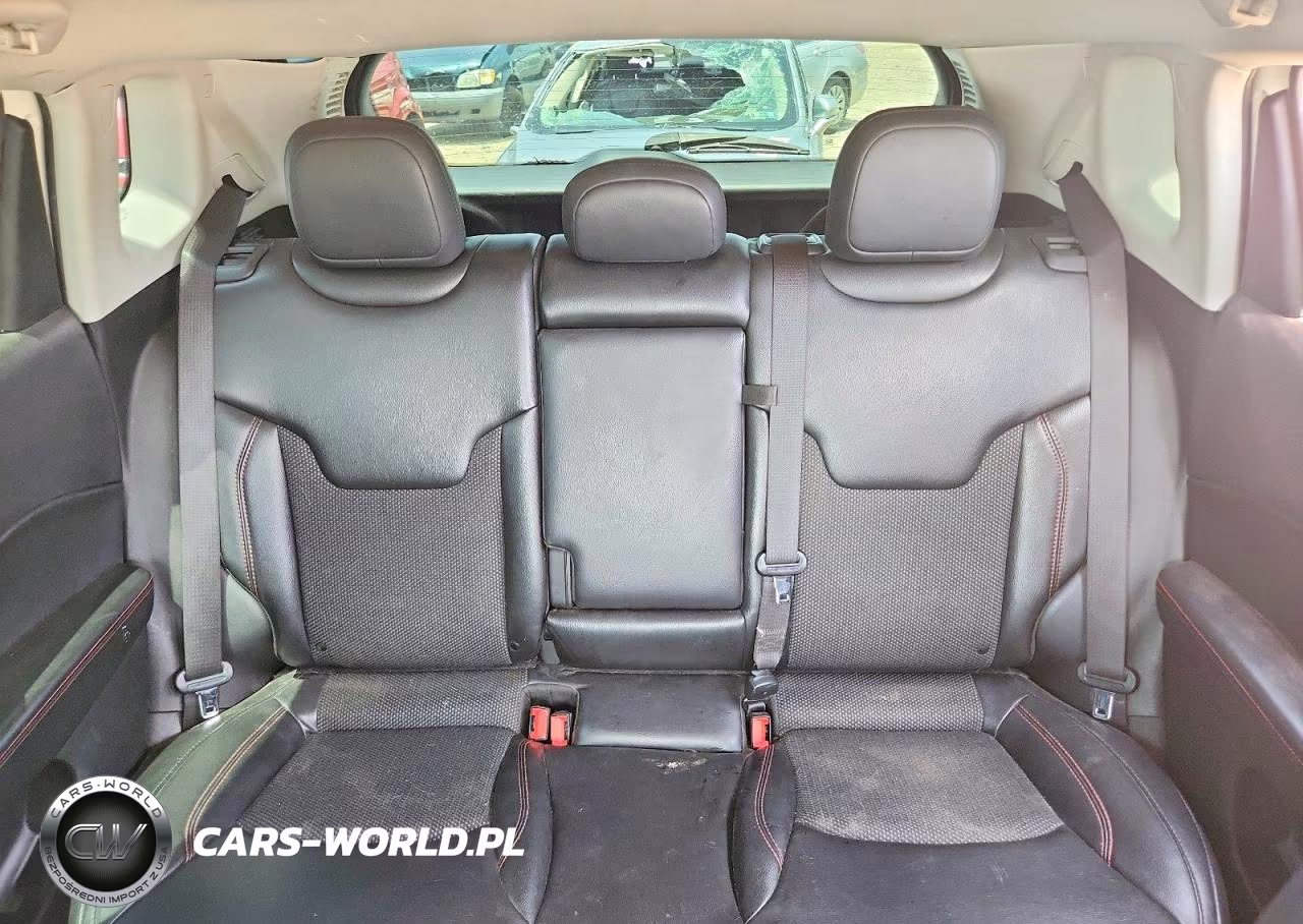 2020 Jeep Compass Trailhawk VIN:3C4NJDDB3LT195413 - 10