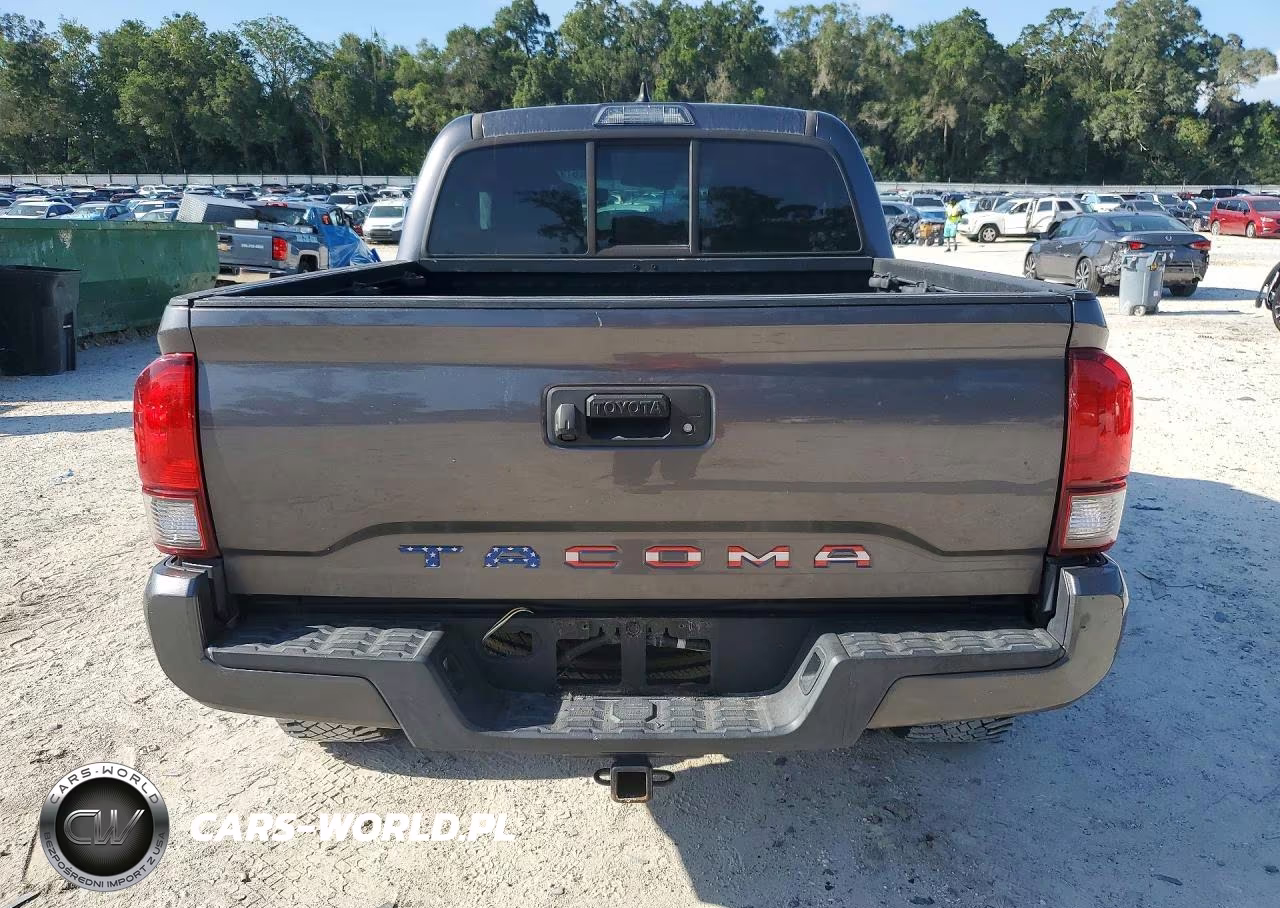 2018 Toyota Tacoma Sr VIN:5TFAX5GN9JX126882 - 6