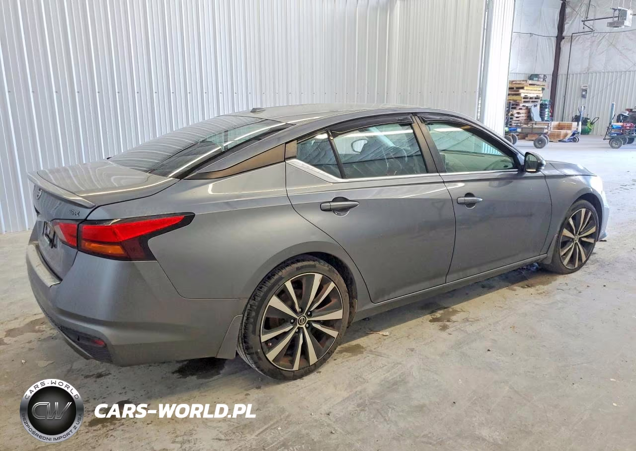 2019 Nissan Altima Sr VIN:1N4BL4CV3KC131901 - 3