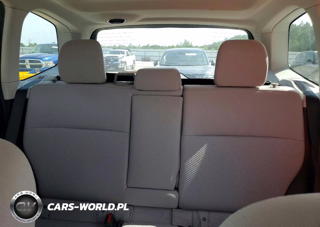 2018 Subaru Forester 2.5I Premium VIN:JF2SJAGC4JH575721 - 10