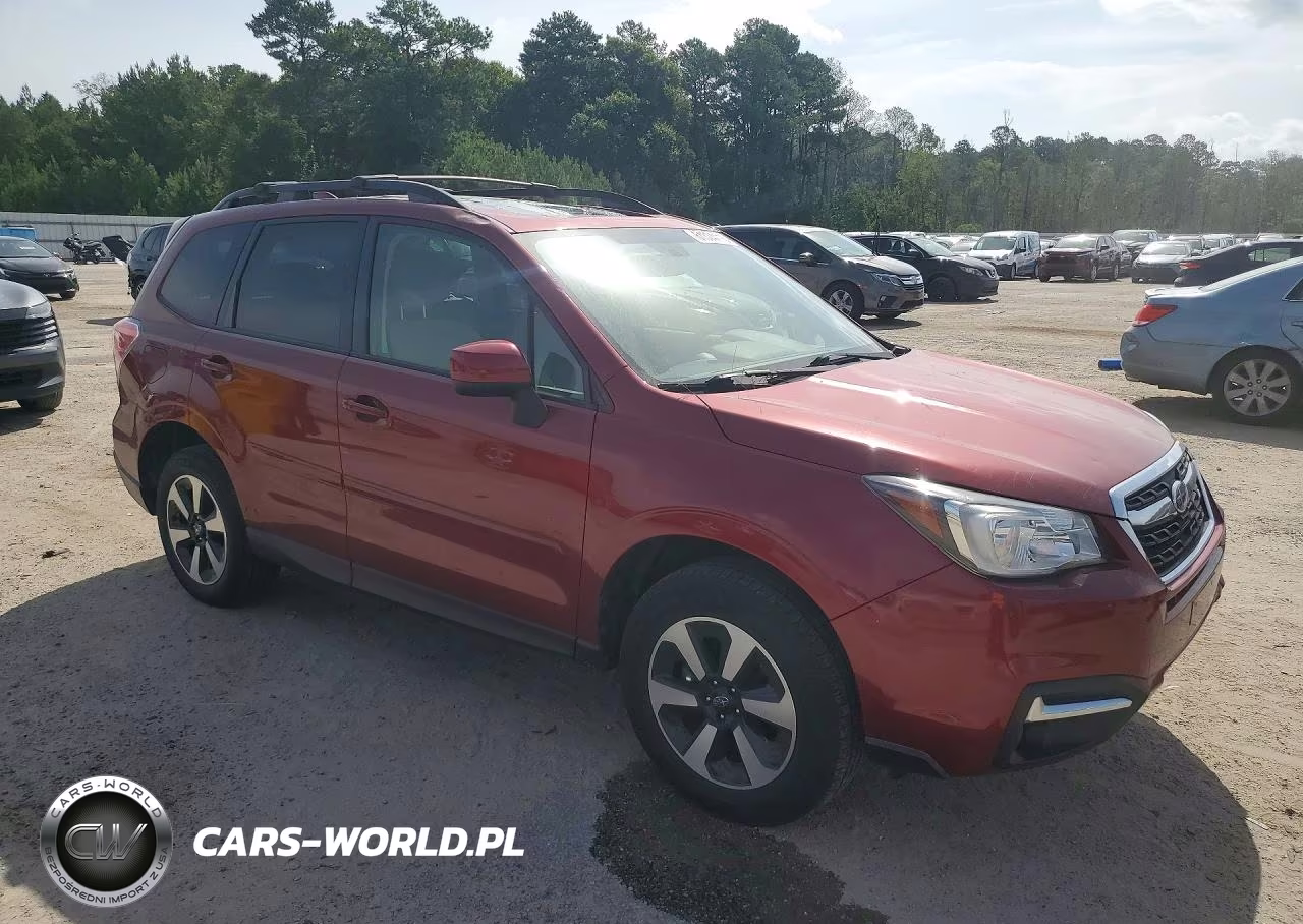 2018 Subaru Forester 2.5I Premium VIN:JF2SJAGC4JH575721 - 4