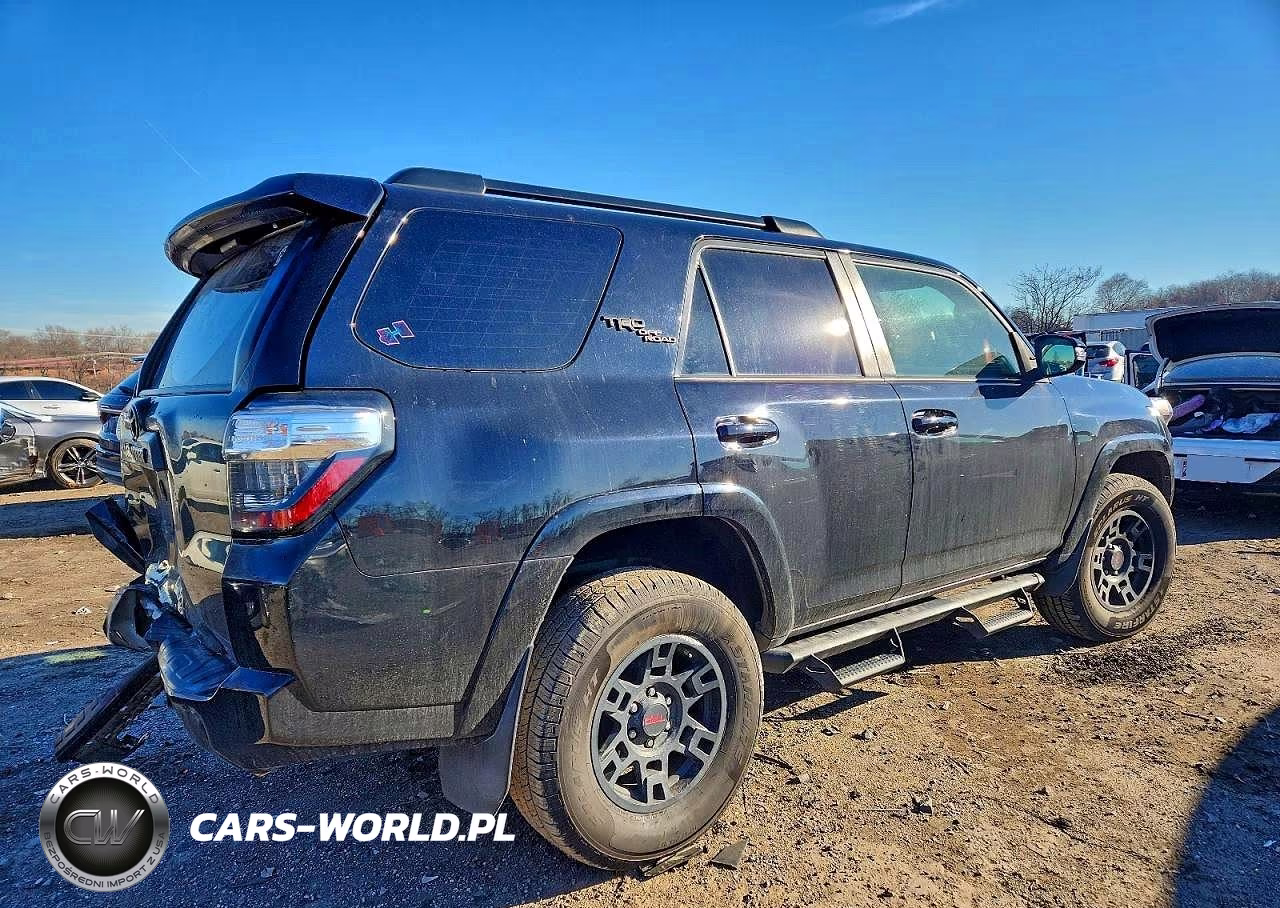 2020 Toyota 4Runner Sr5-Sr5 Premium VIN:JTEBU5JR4L5812637 - 3
