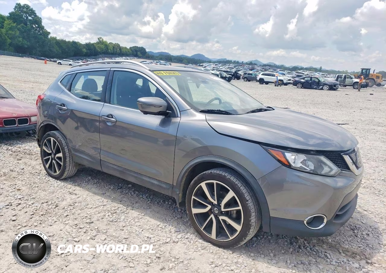 2018 Nissan Rogue Sport Sl VIN:JN1BJ1CR1JW600114 - 4