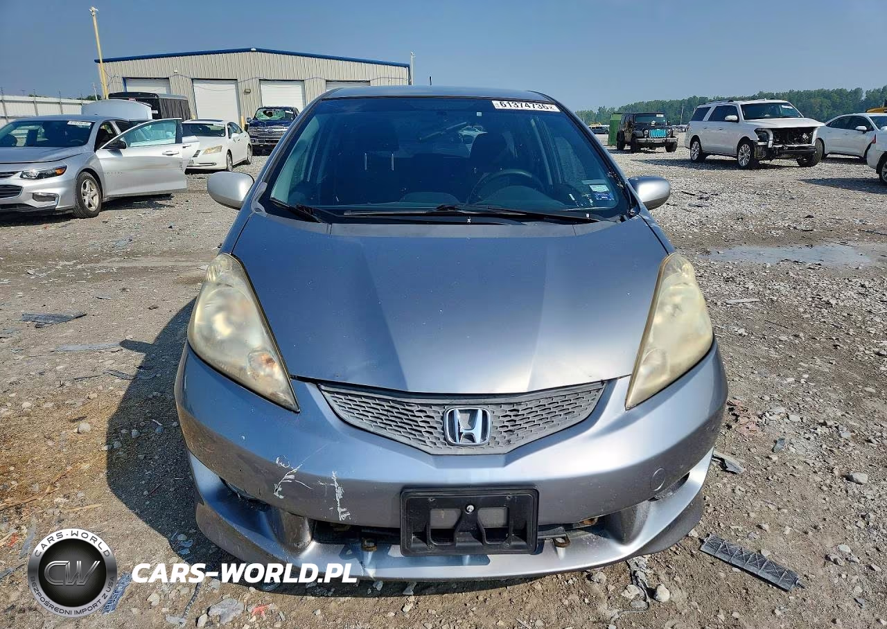 2010 Honda Fit Sport VIN:JHMGE8H63AS021923 - 5