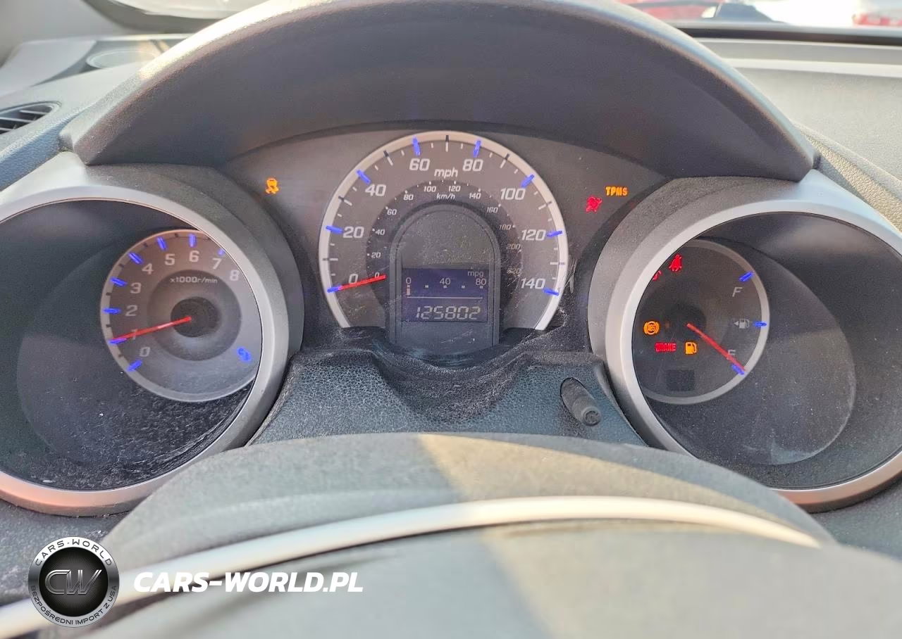 2010 Honda Fit Sport VIN:JHMGE8H63AS021923 - 9