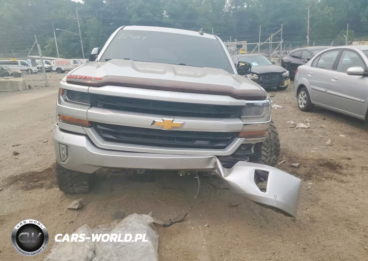 2018 Chevrolet Silverado K1500 Lt VIN:1GCUKREC1JF178310 - 5