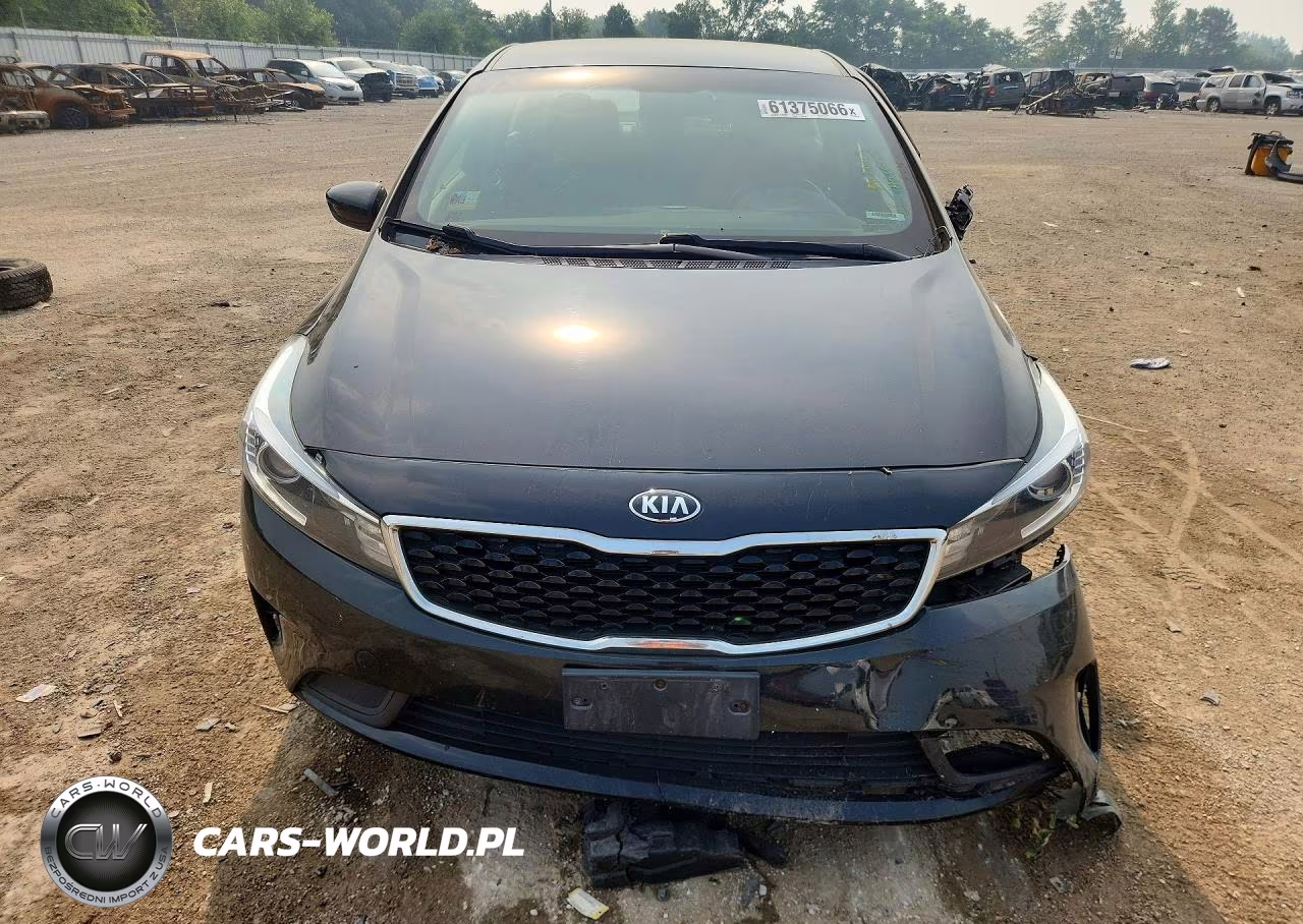 2018 Kia Forte S VIN:3KPFL4A76JE213774 - 5
