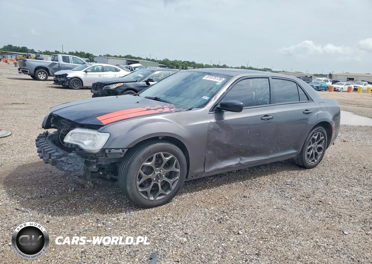 2018 Chrysler 300 S – zdjęcie 1 z 12